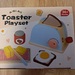 Kleiner Holztoaster für Spielküche - Bild 1