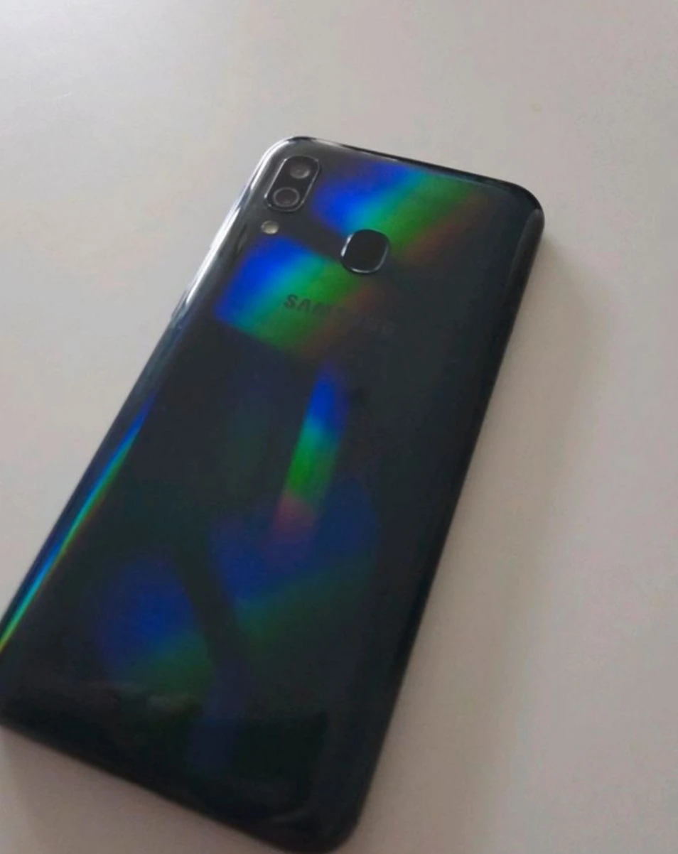 Samsung A40