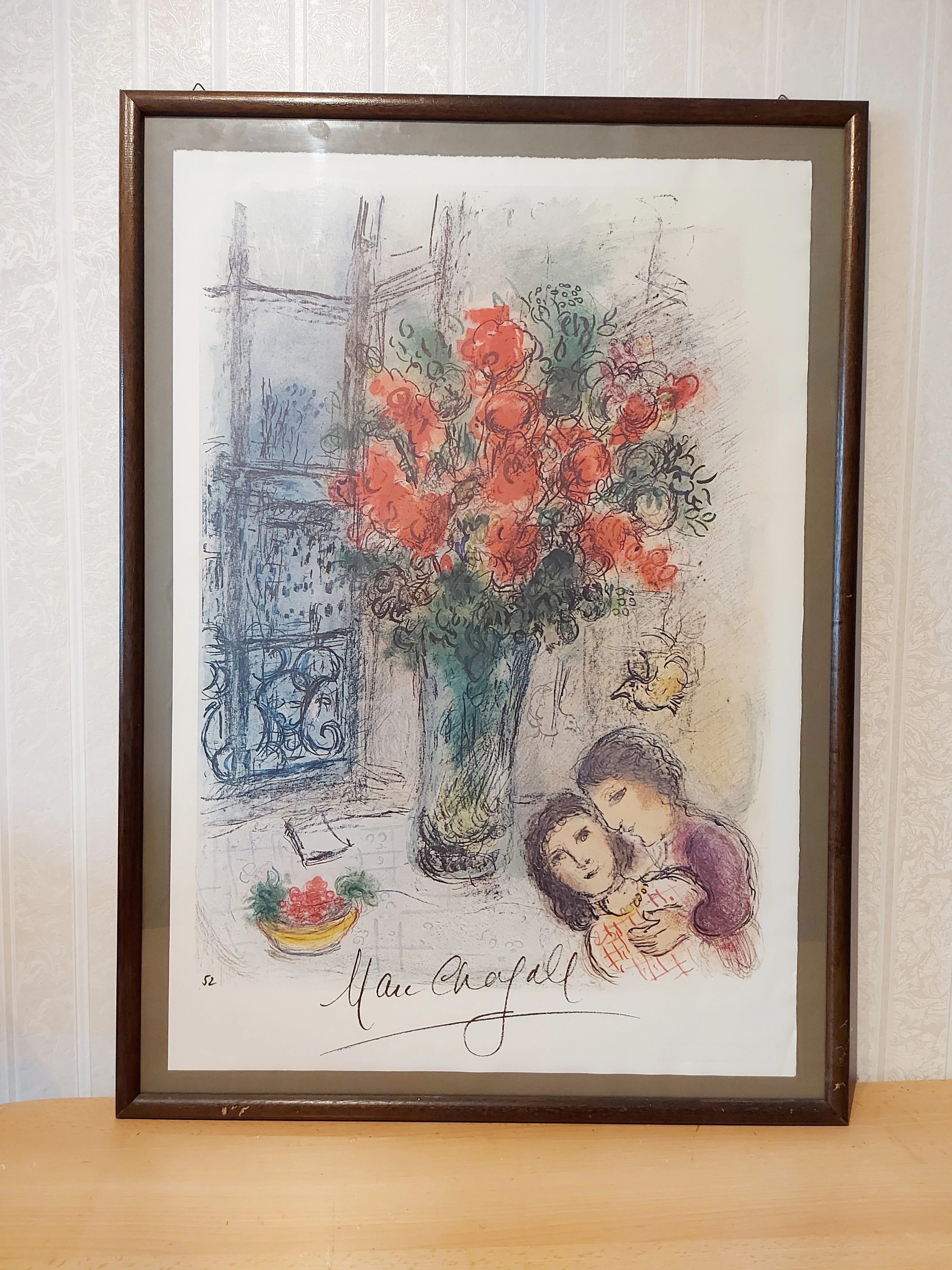 "Mere et enfant devant Notre-Dame "