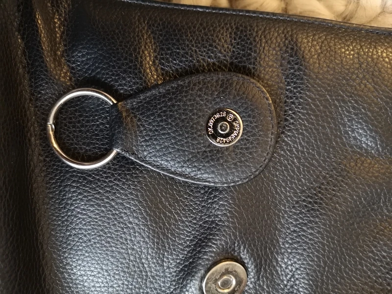 Handtasche