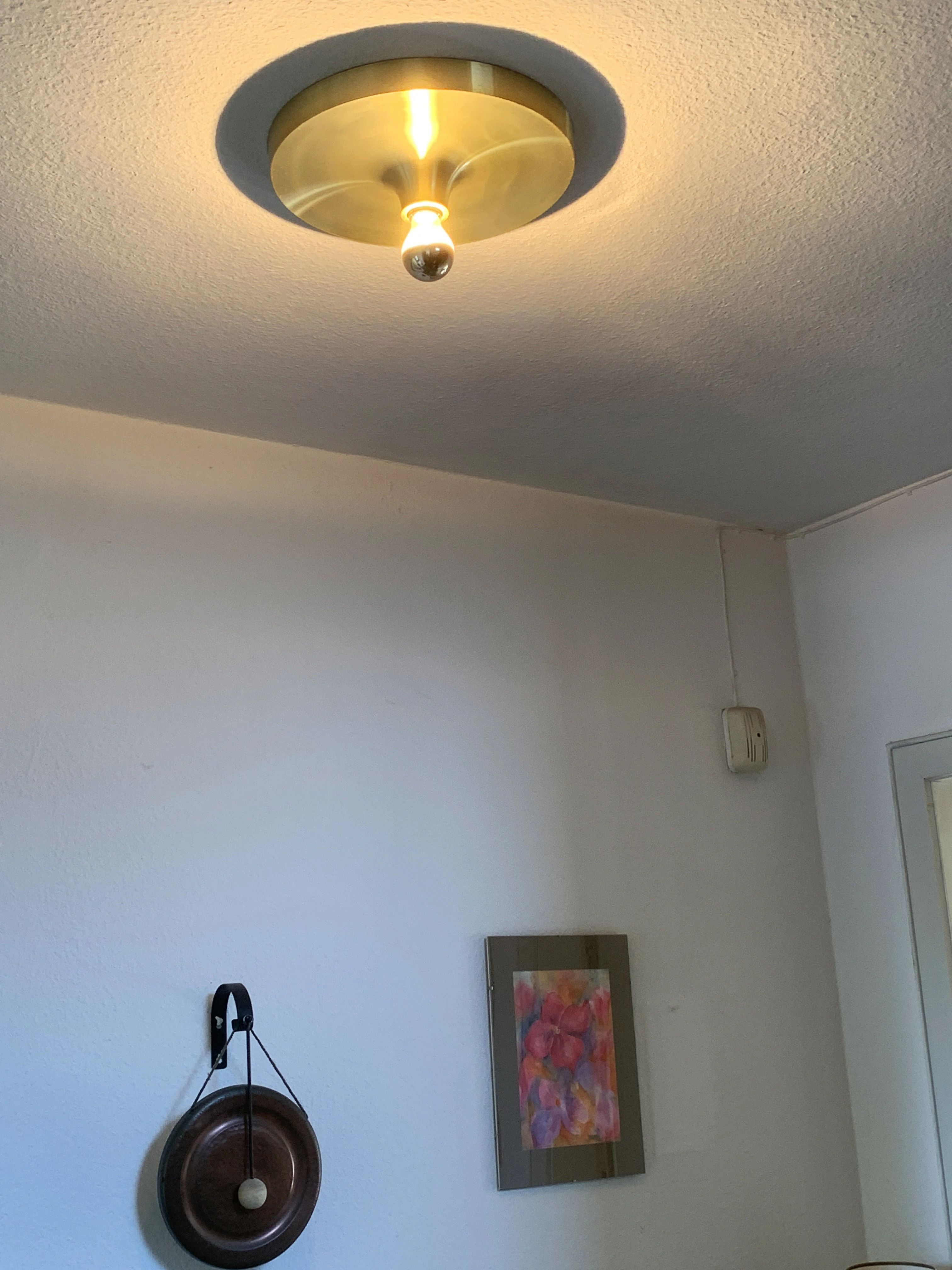 Space-age Deckenlampe Teil der Diele Licht an