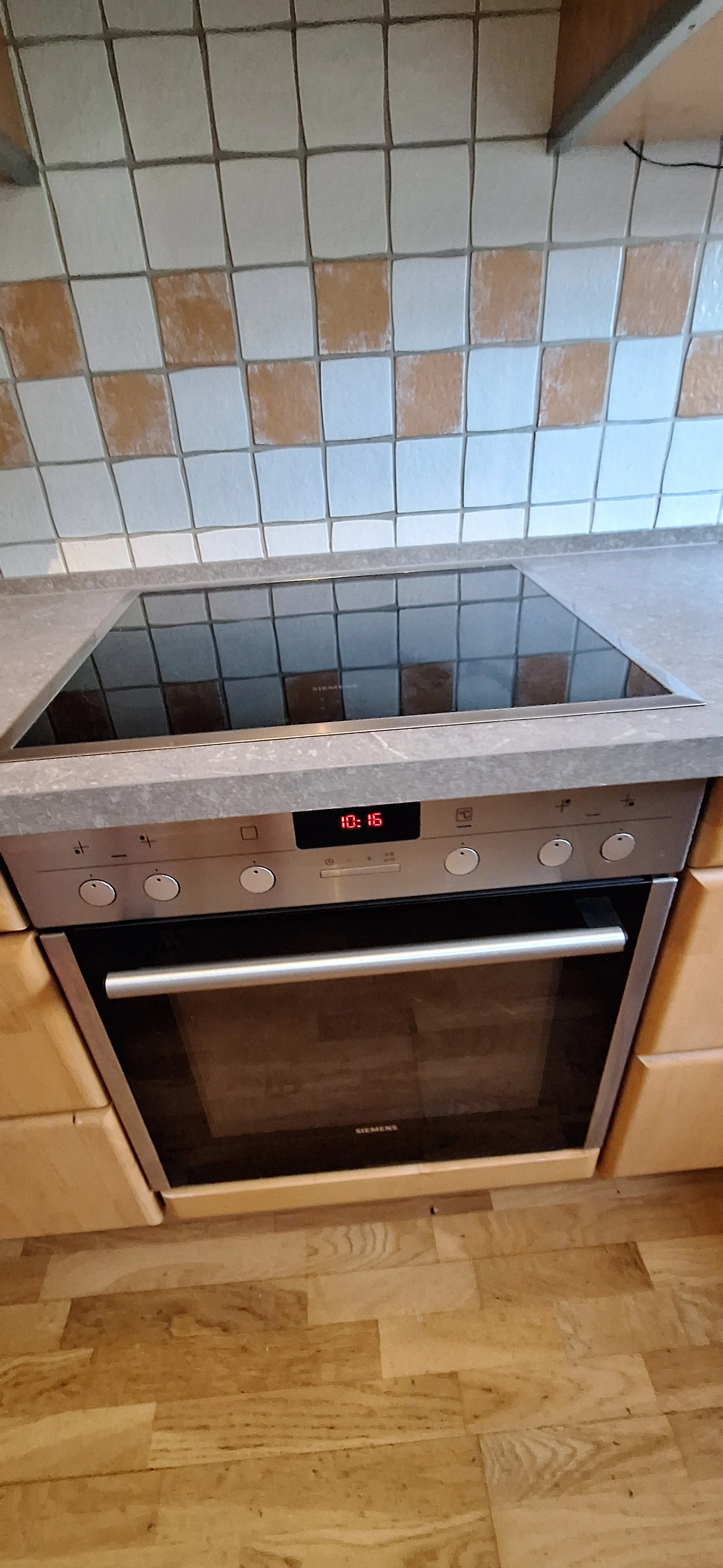 Induktionsherd mit Backofen