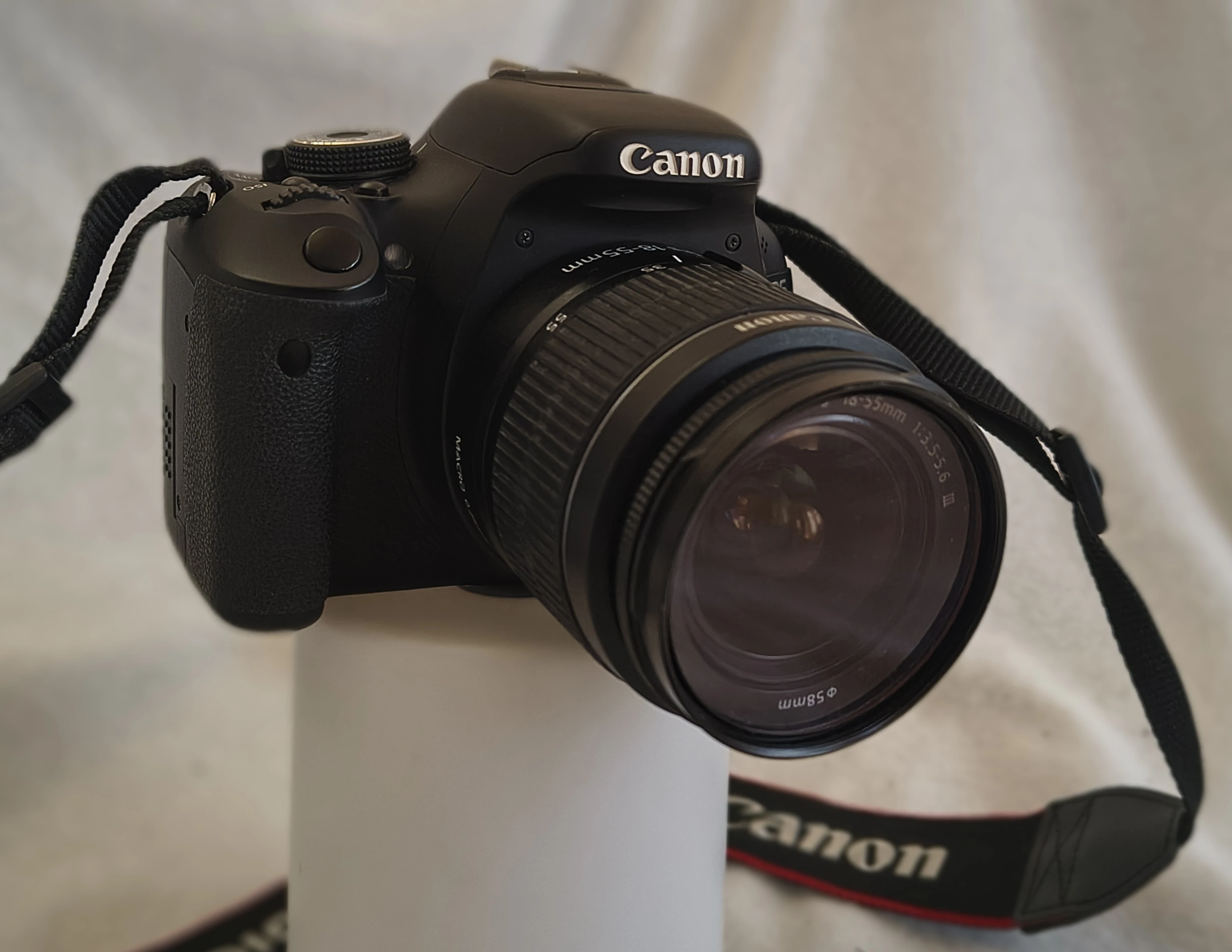 CANON EOS 600D
