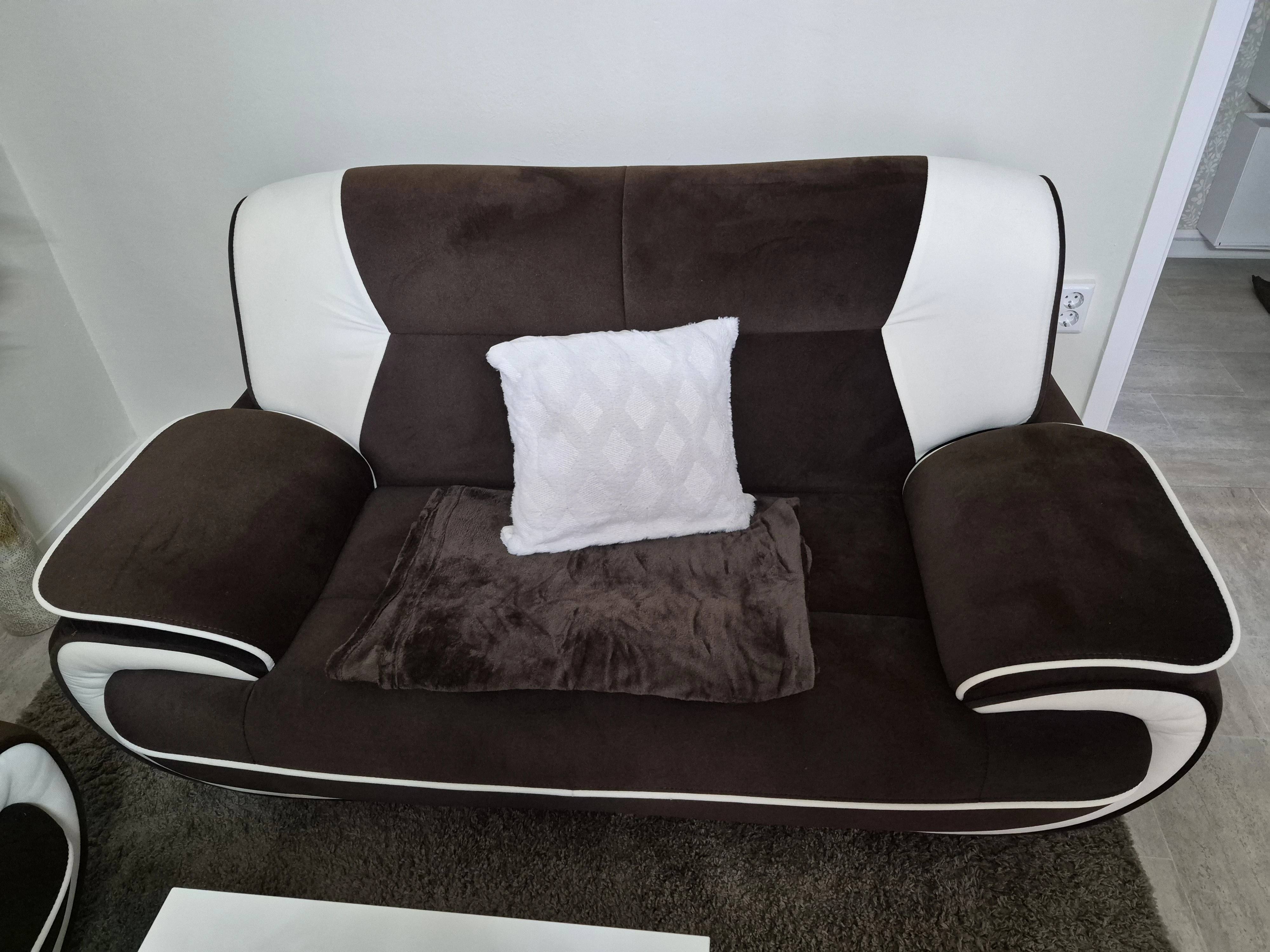 2 Sofa 
