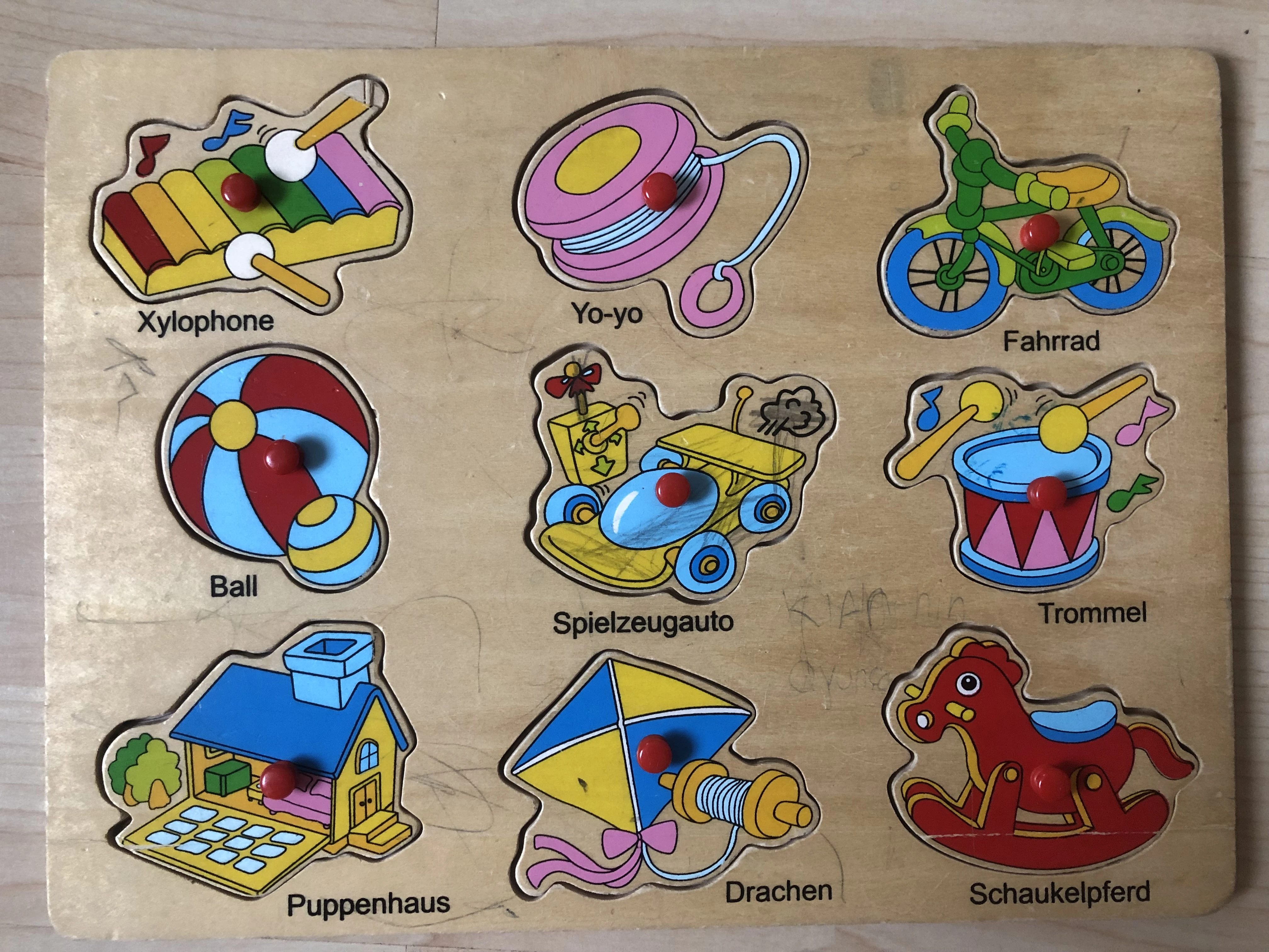 Pädagogische Holzpuzzles, Handgreifbrett