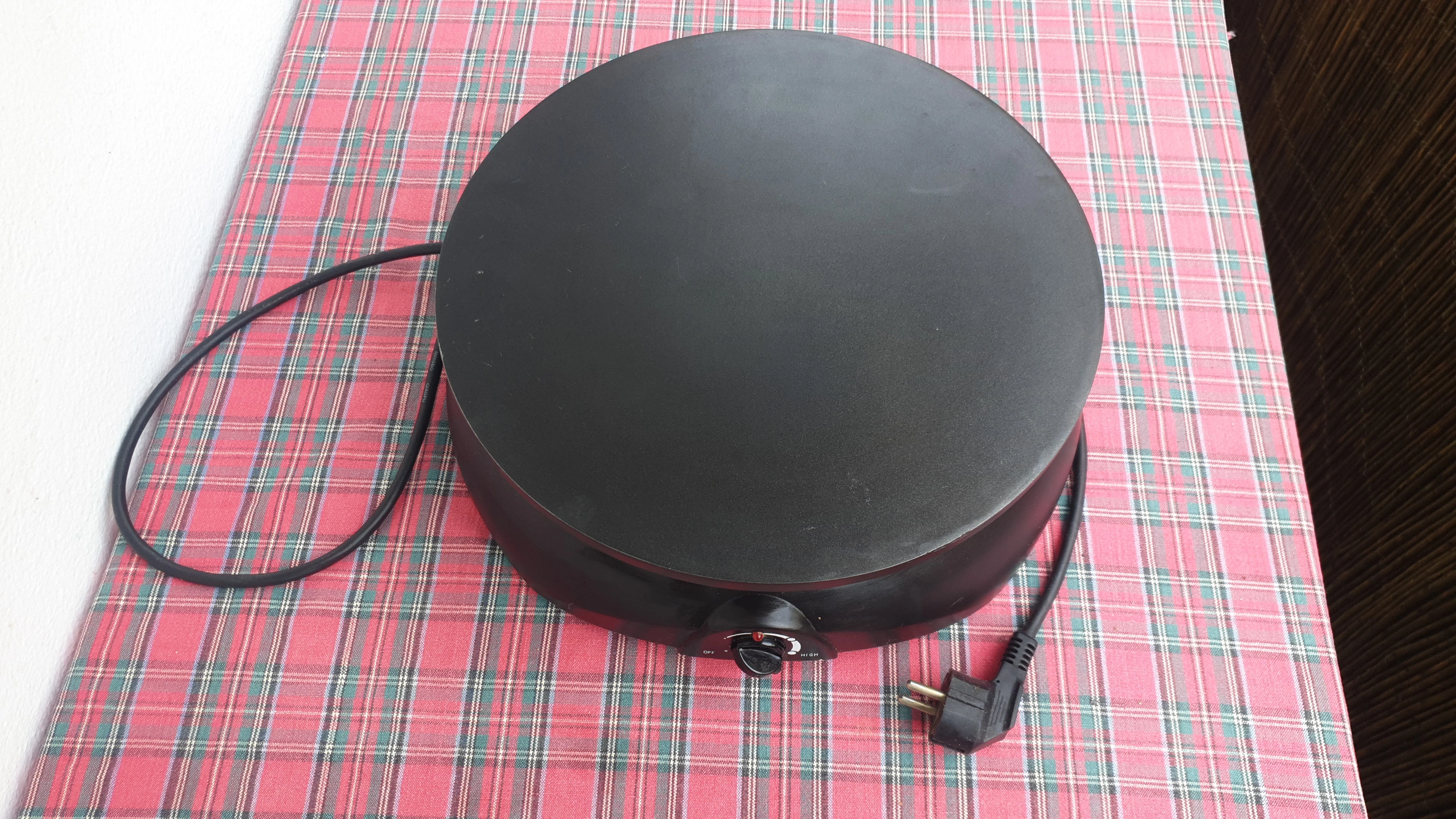 Crepe maker