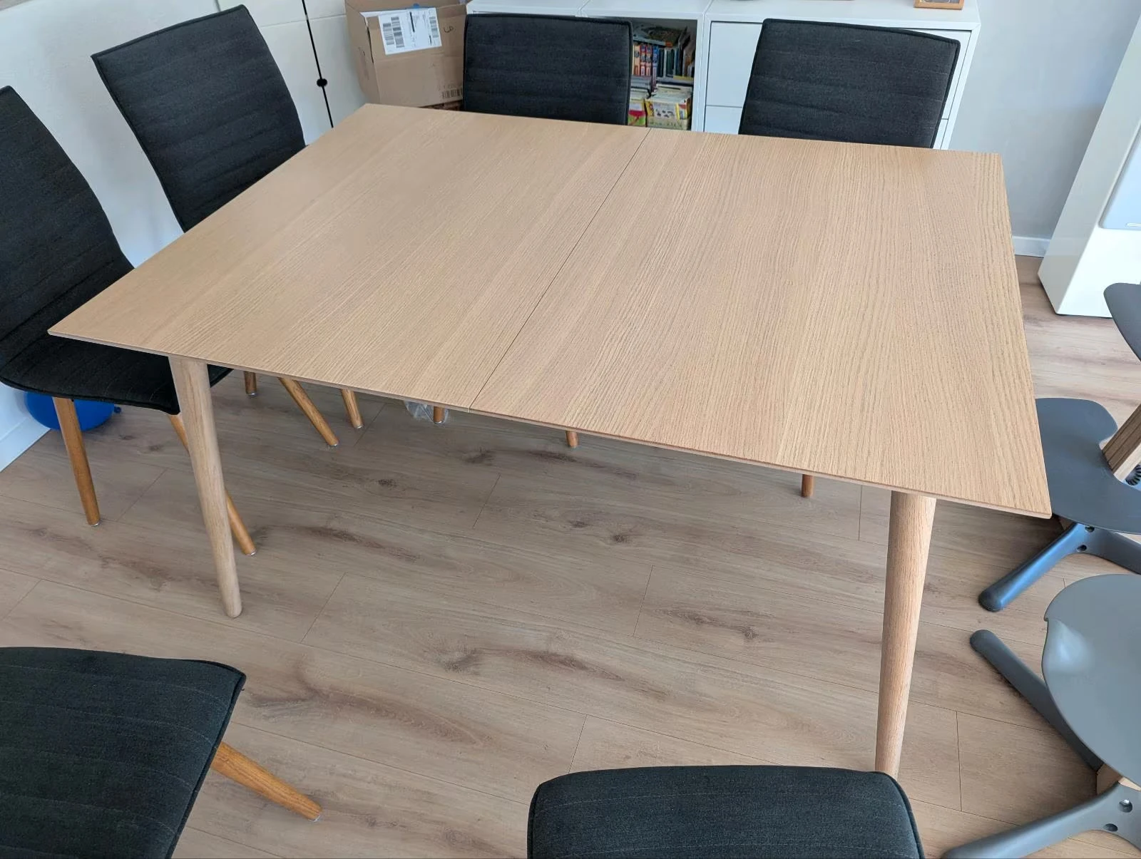 Tisch zusammengezogen