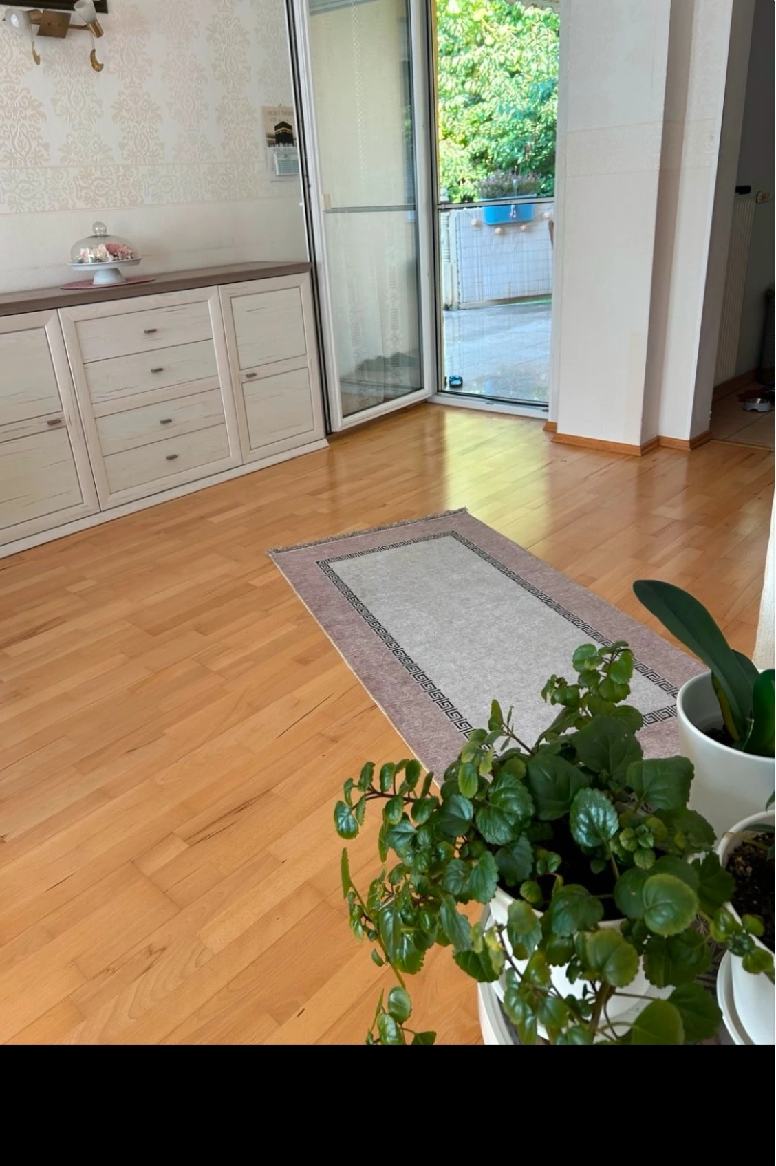Von Wohnzimmer auf die Terrasse 