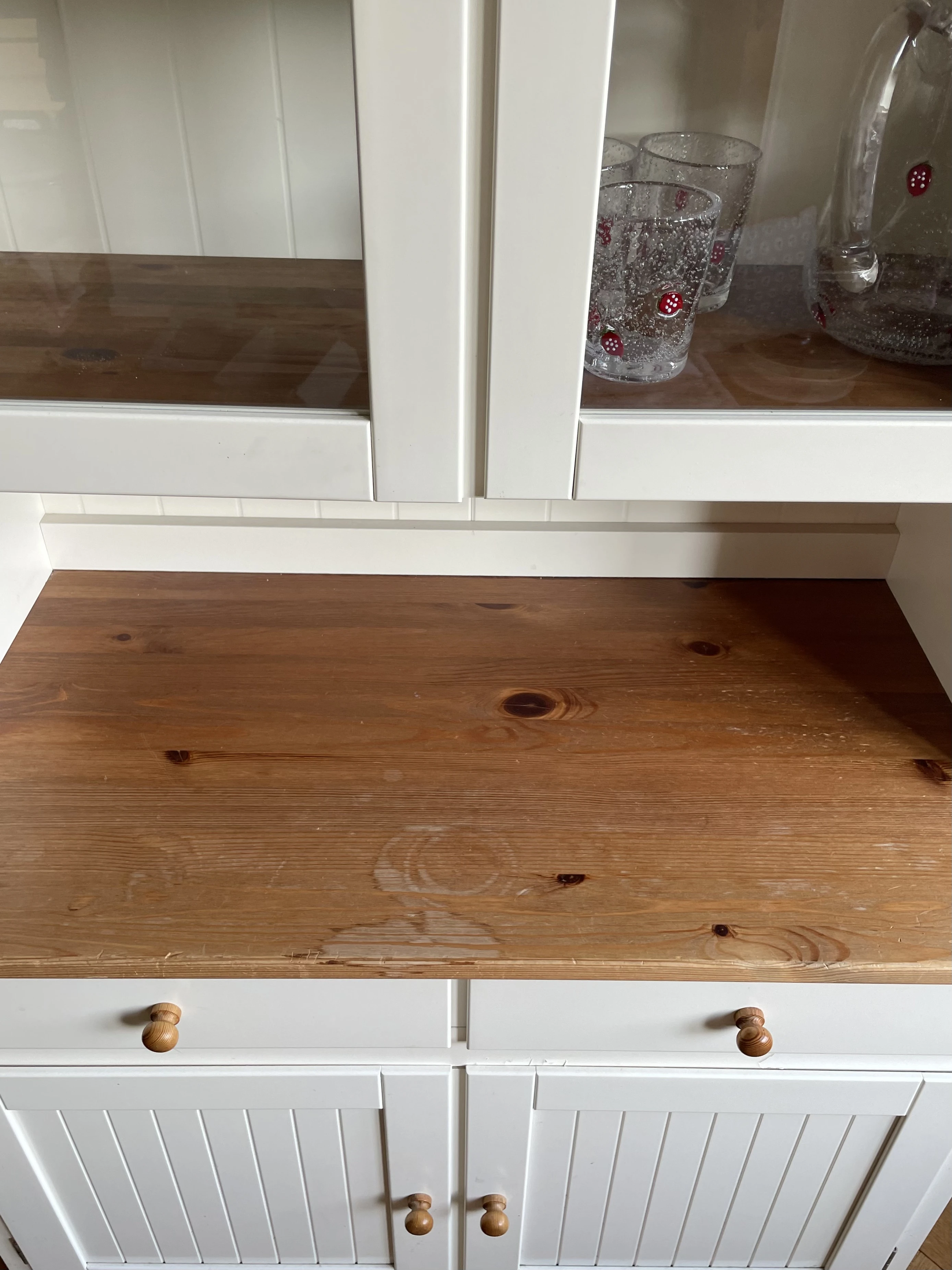 Vitrinenschrank Ikea