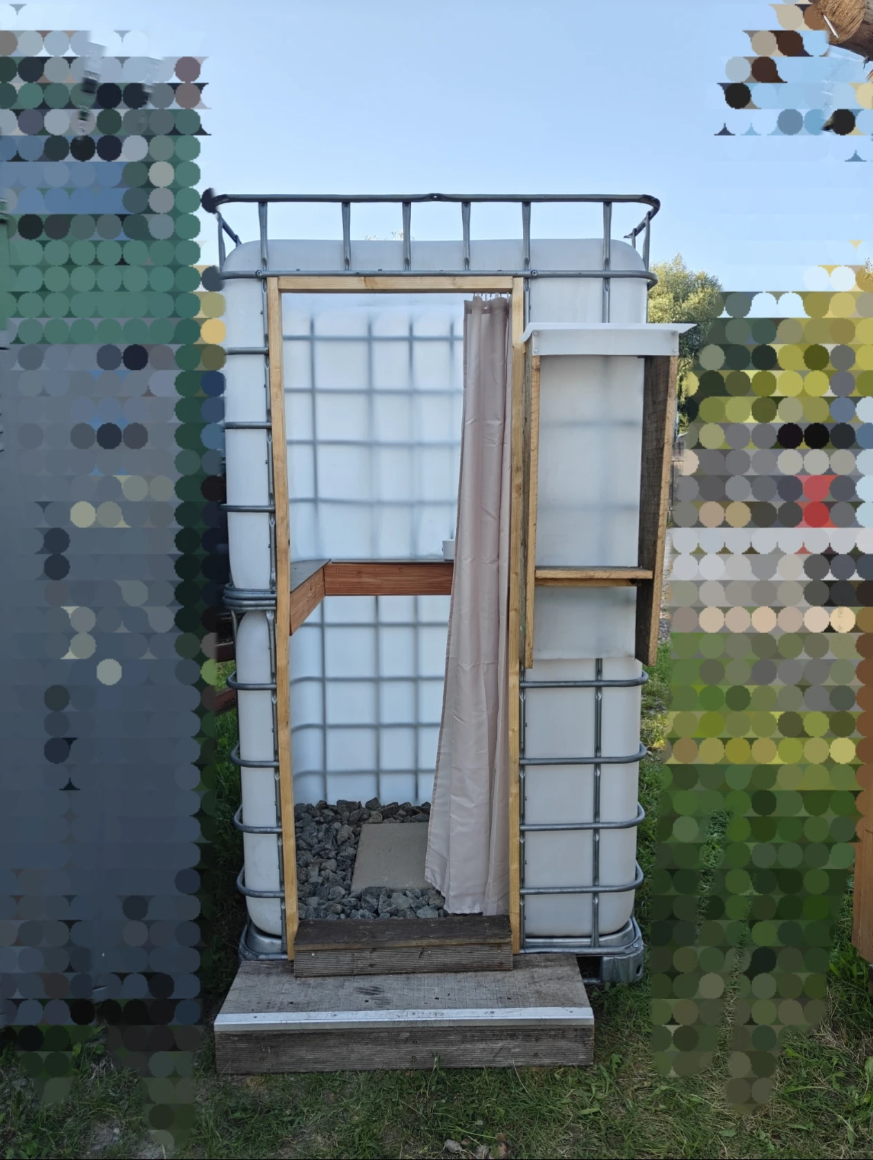 Optionale Option der Outdoor Dusche.