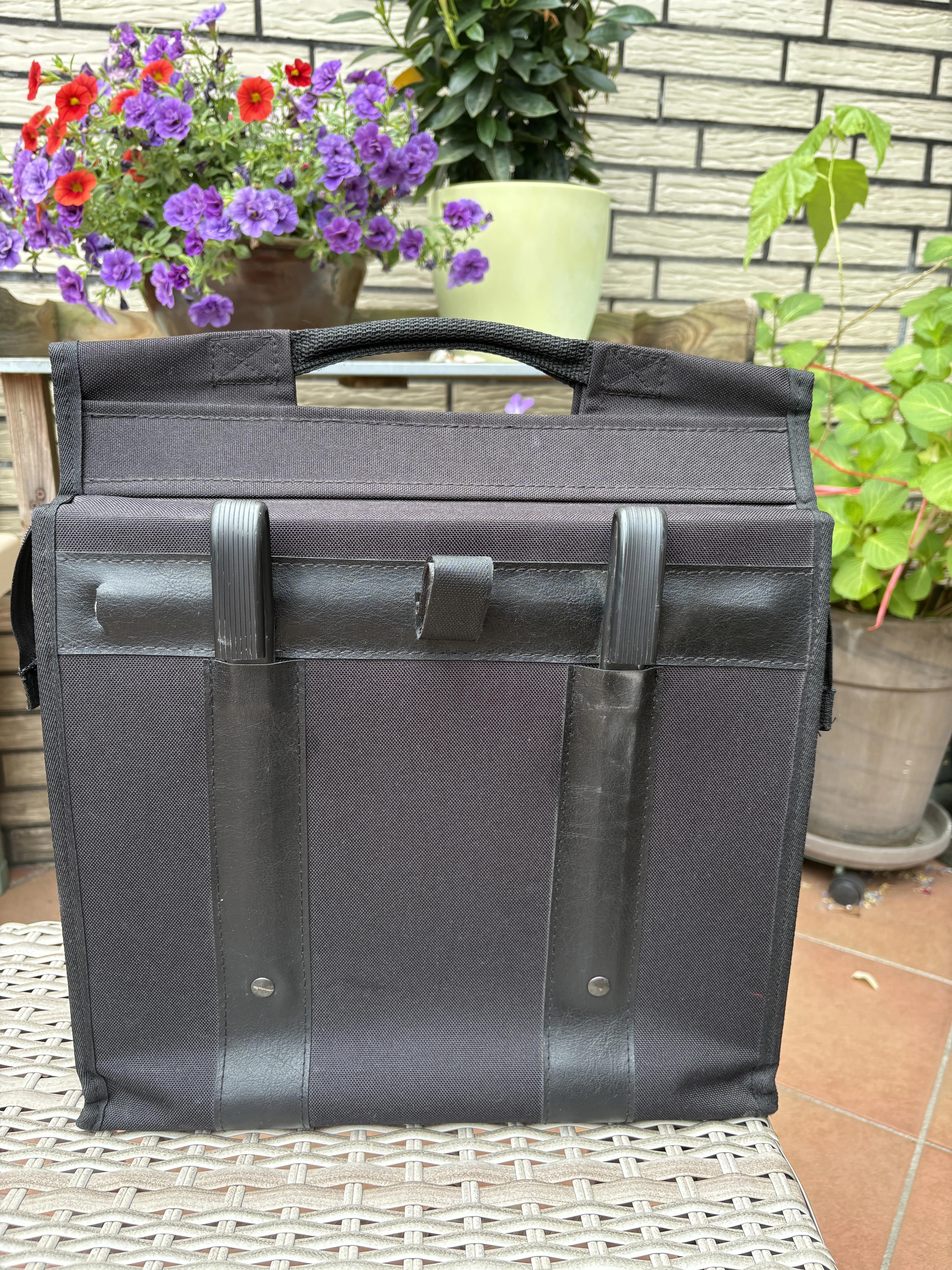 Hochwertige Triumph Fahrradtaschen -schwarz- 