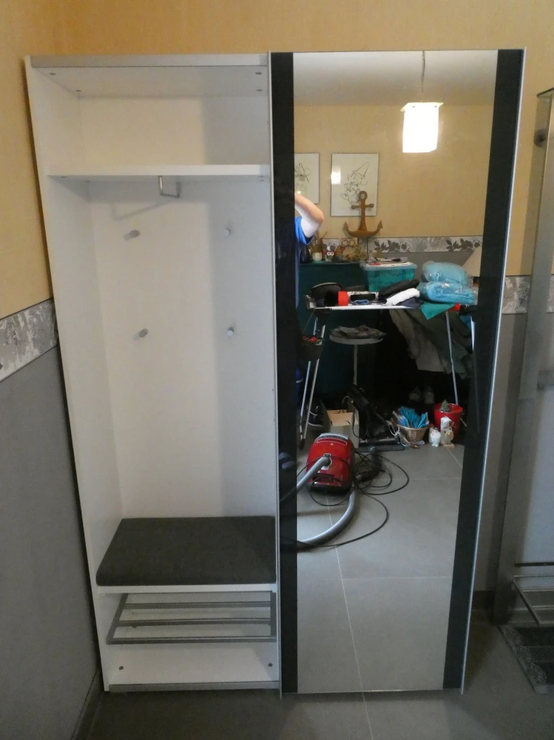 Schrank