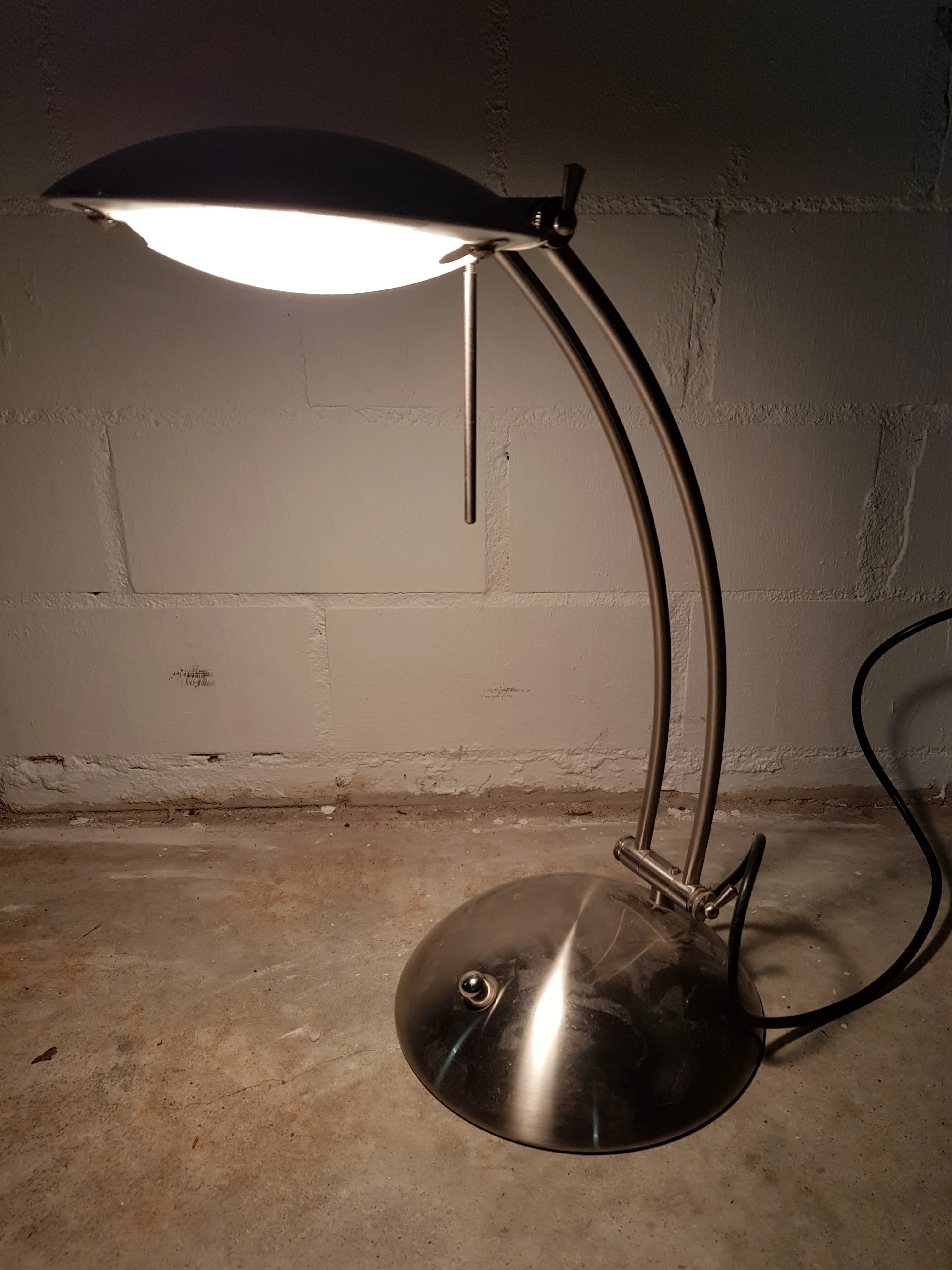 Intakte Lampe