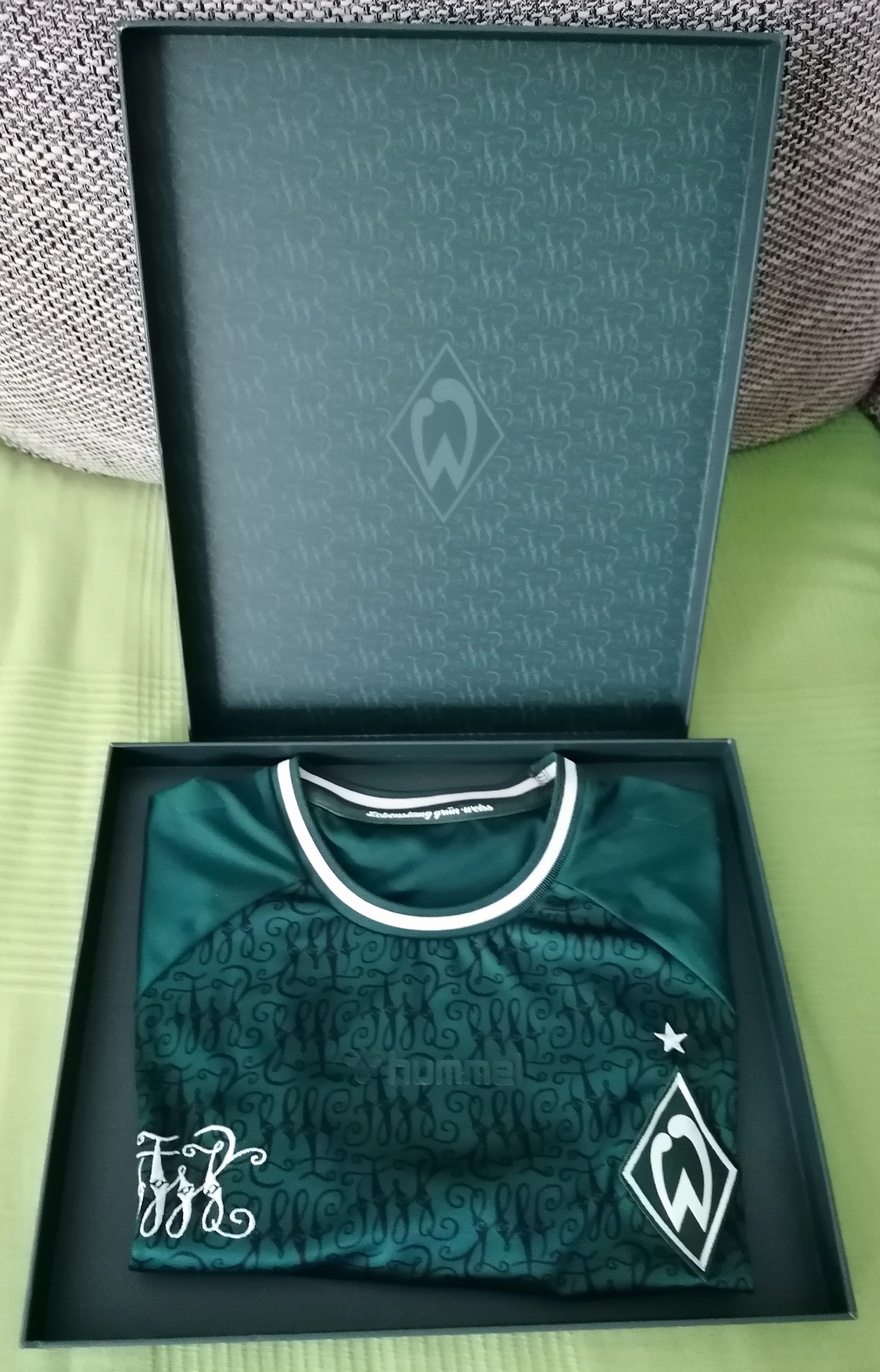 SVW-Retrotrikot im Originalkarton