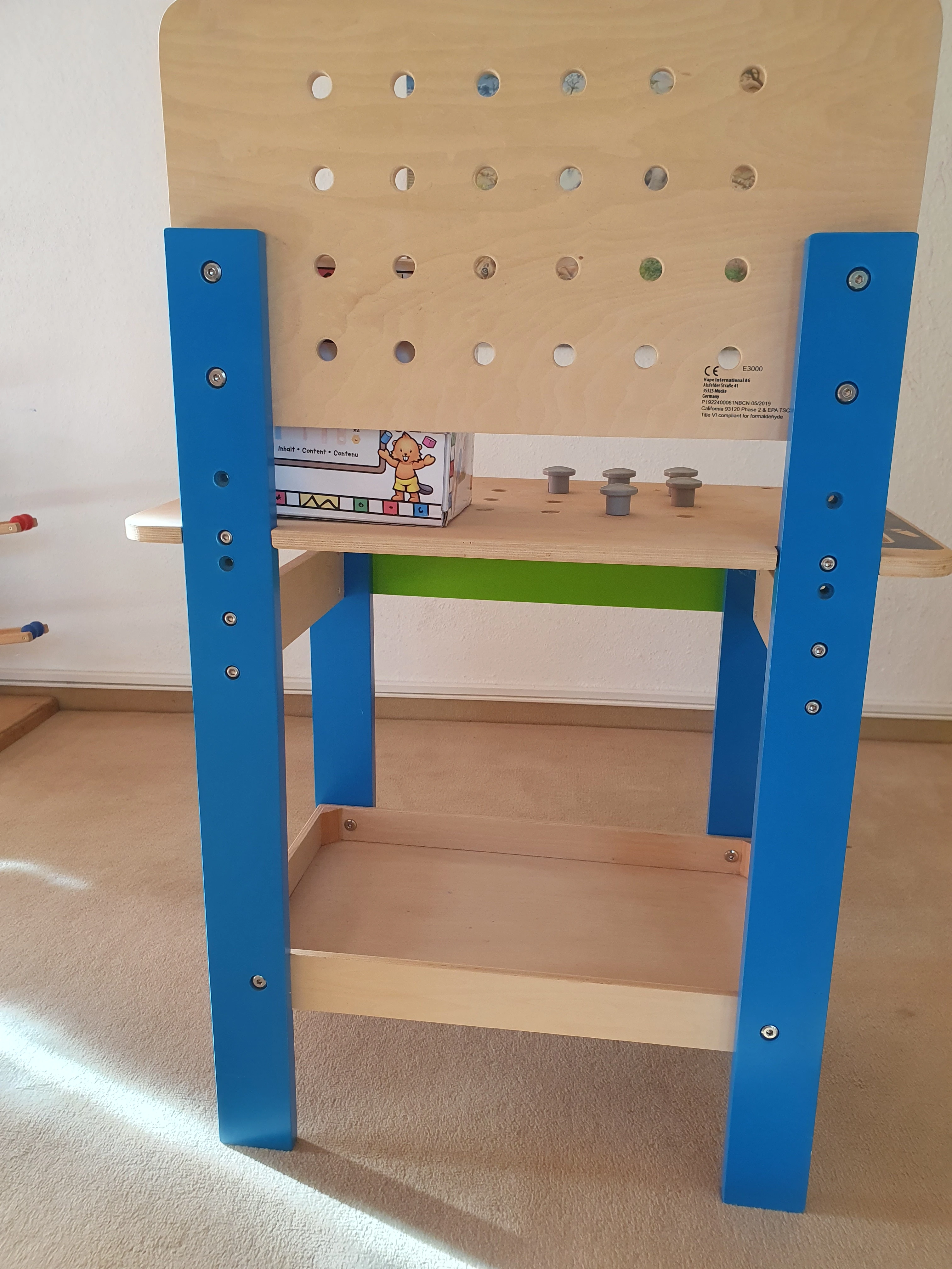 Hape Werkzeugbank mit Zubehör 