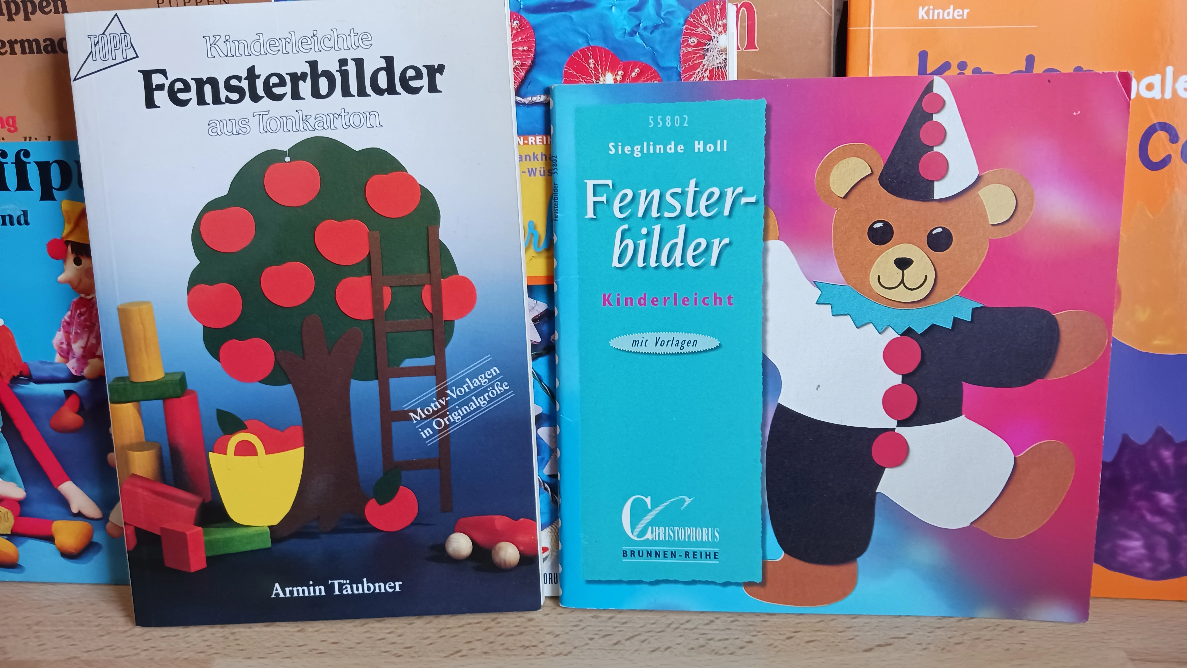 Bastelbüchersammlung