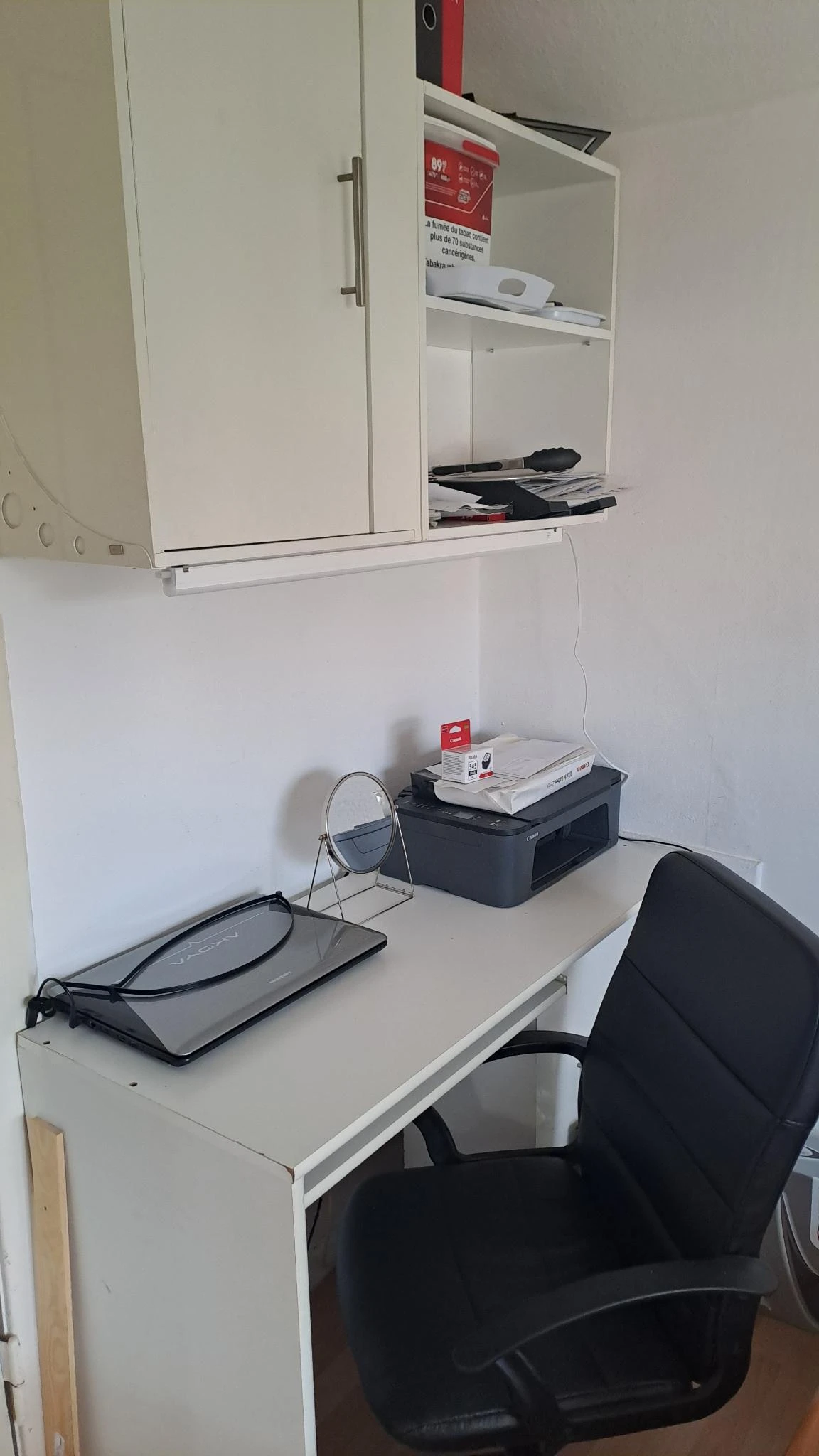 Schreibtischecke