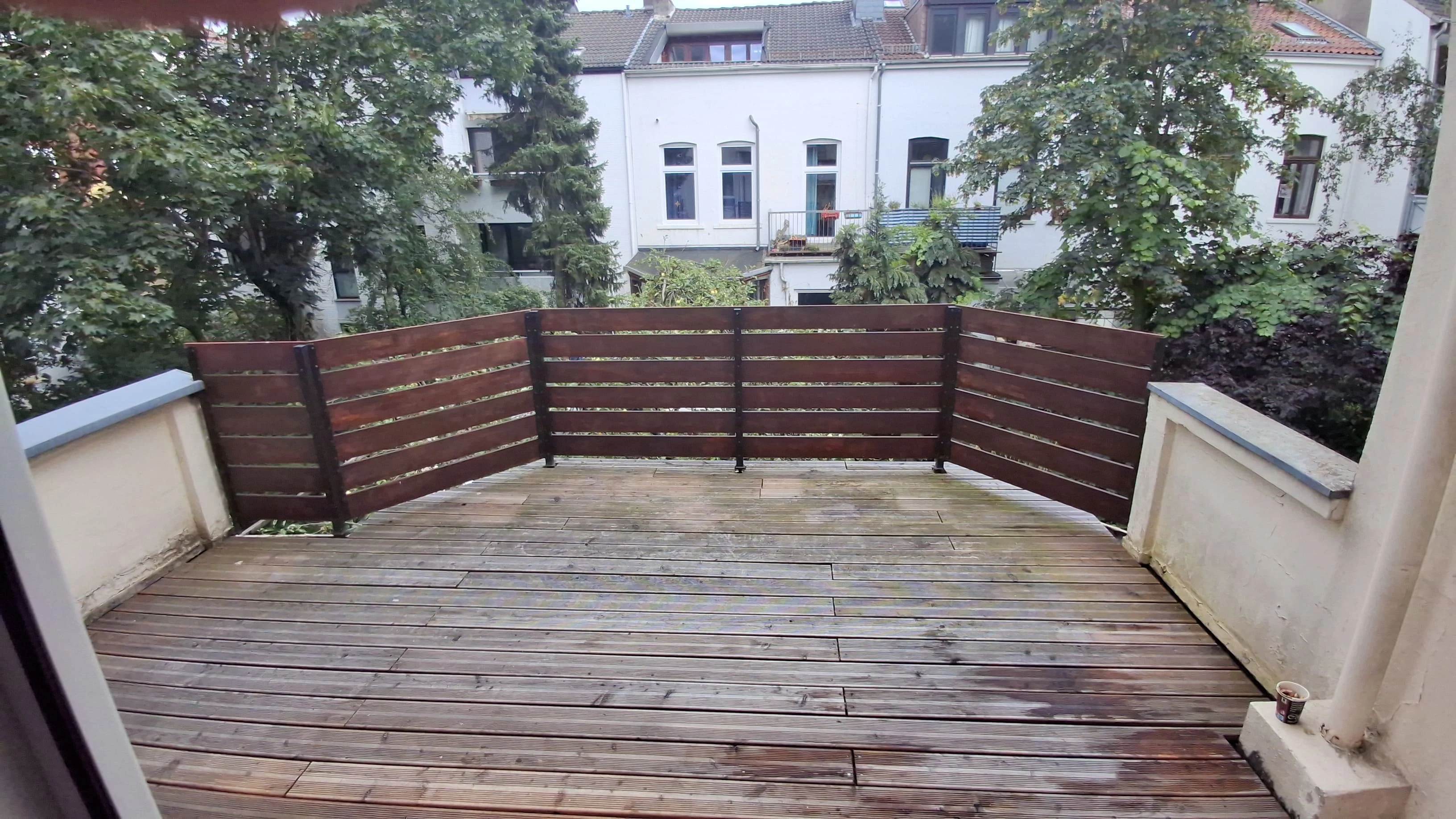 großer Balkon in Süd-West-Lage