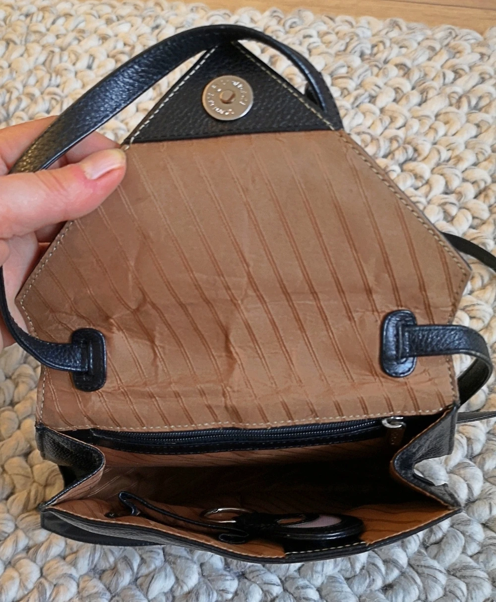Handtasche