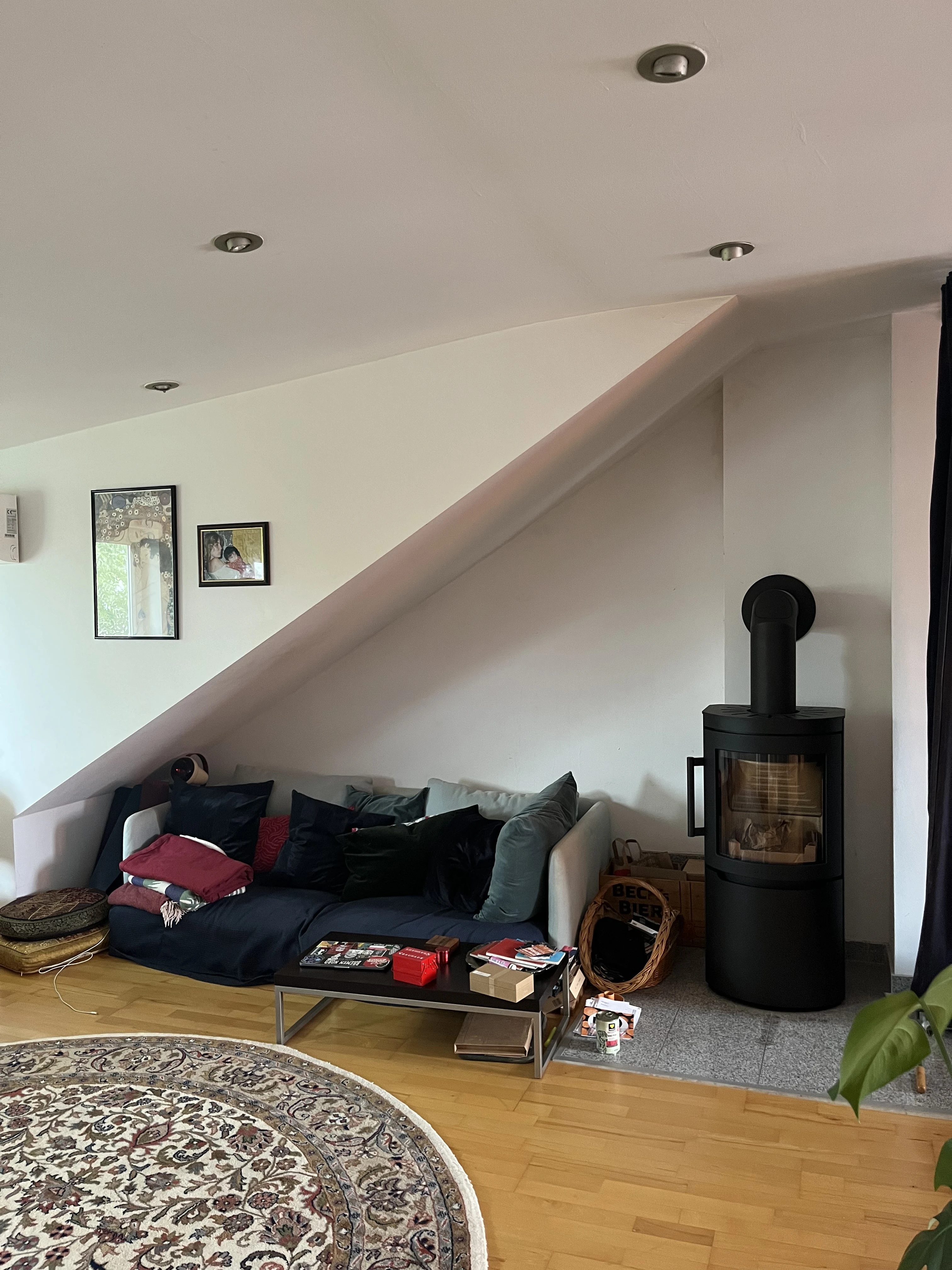 Kamin und Couch 