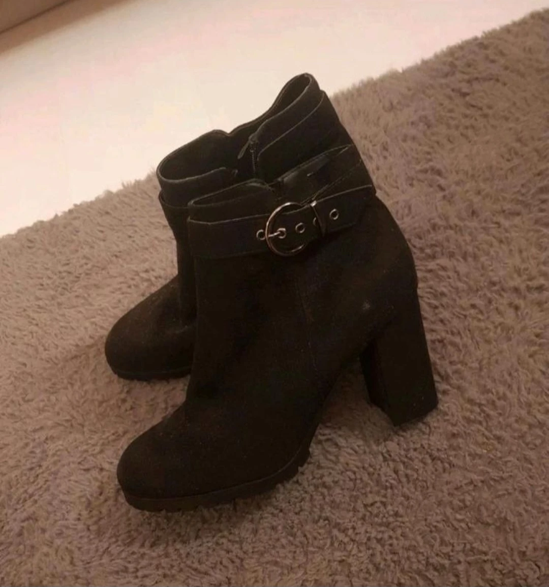 Neu Damen Stiefeletten Gr. 41