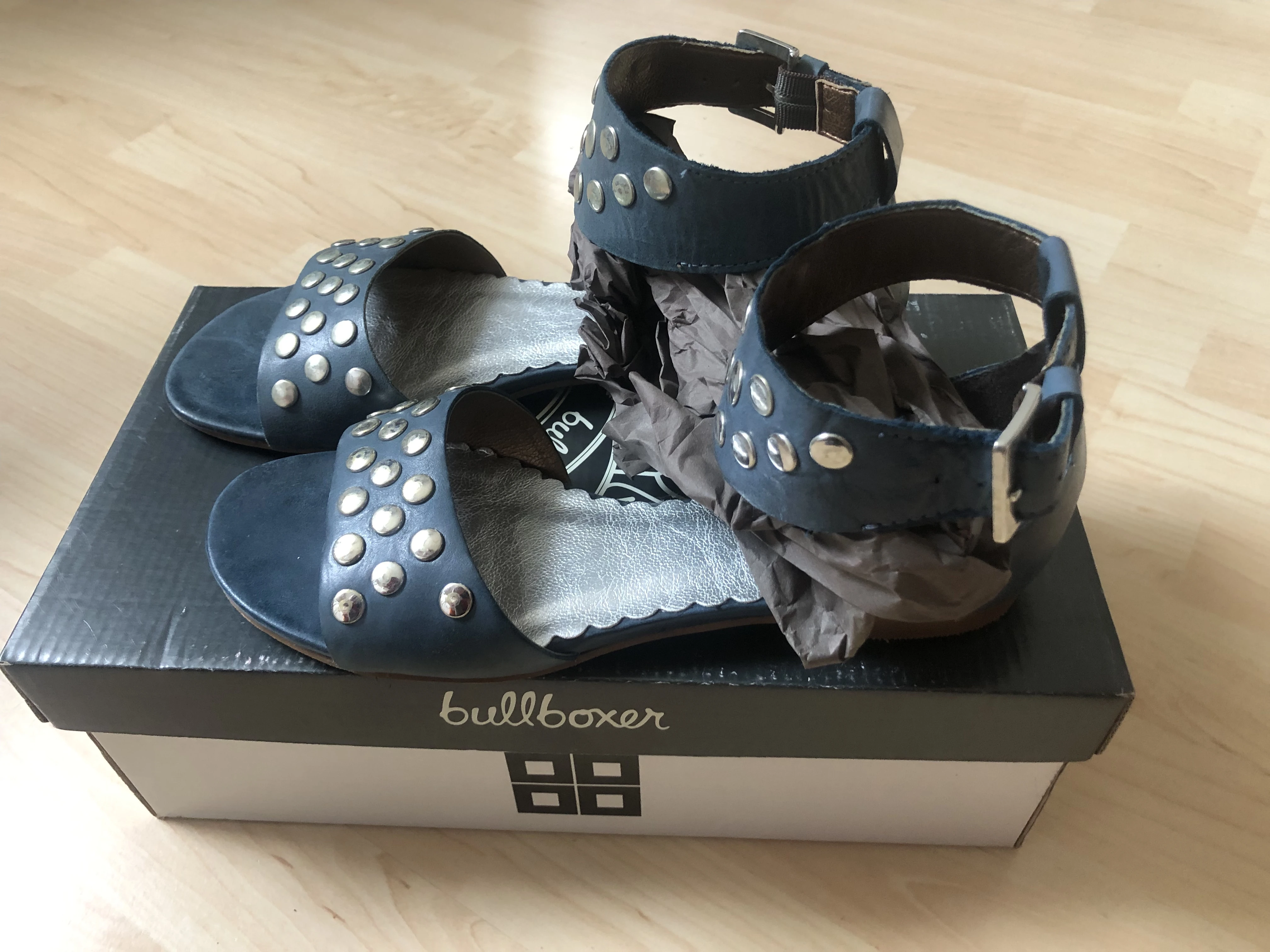 Hochwertiger Bullboxer Damen-Schuh Gr. 38 -neu-  