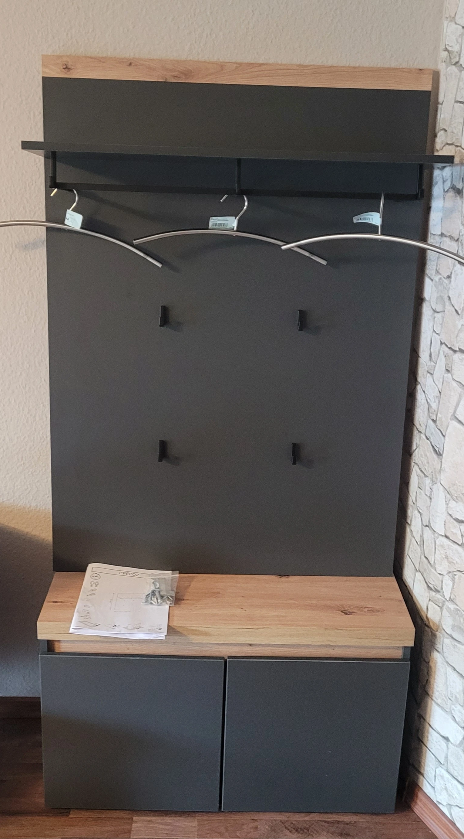 Wandgarderobe 
