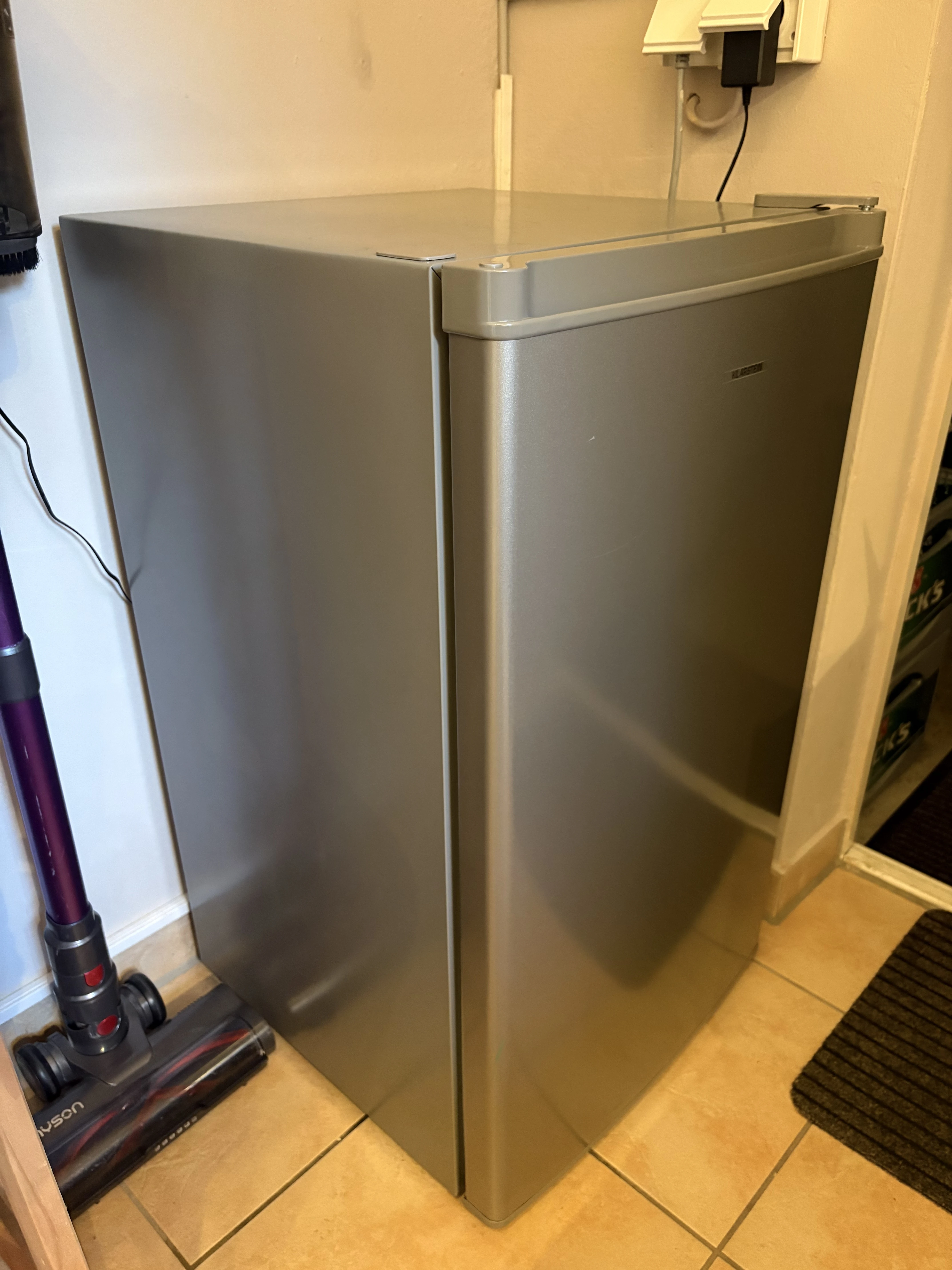 Kühlschrank aussen
