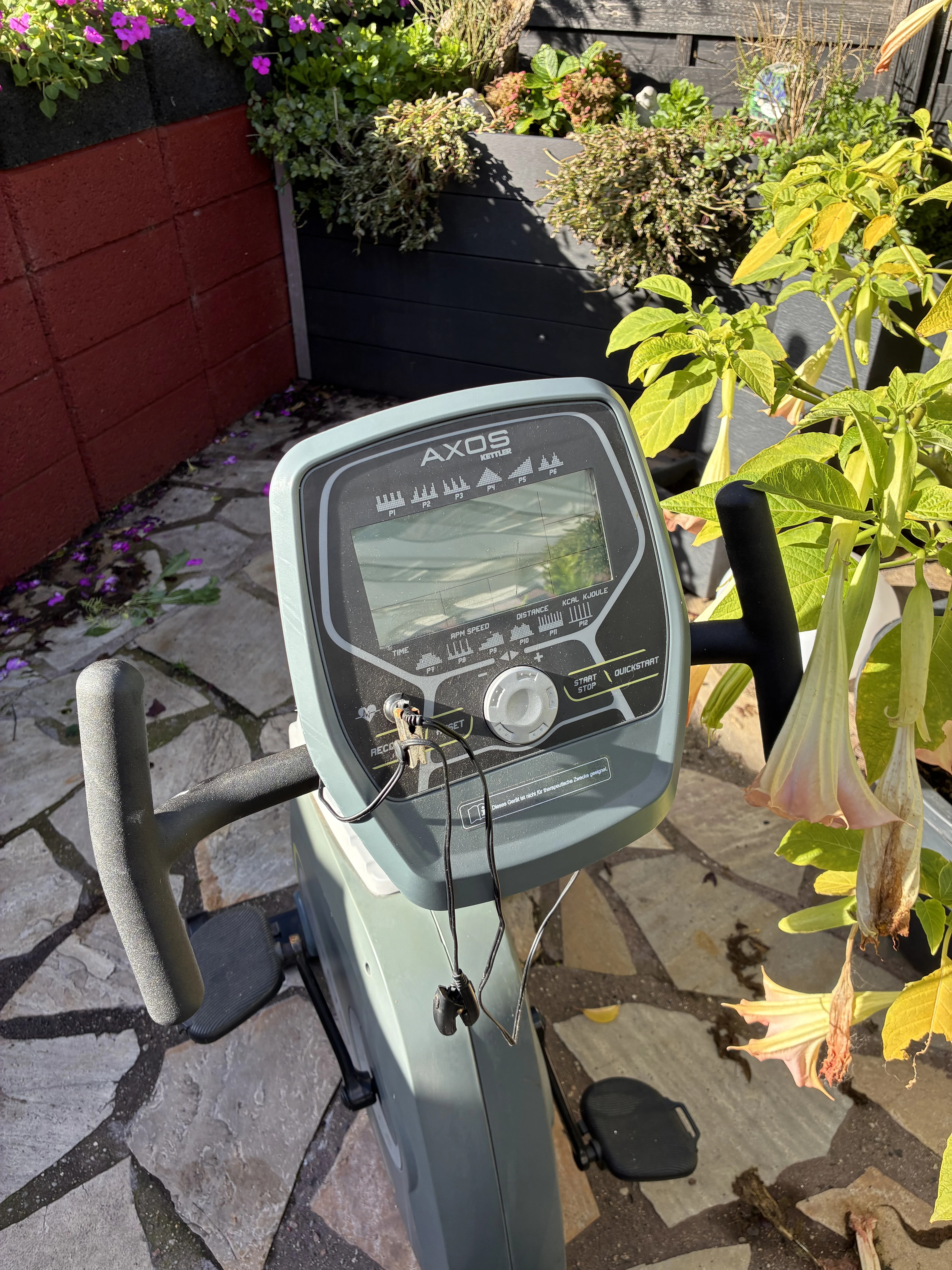 Mit Ergometer