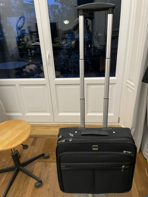 kleiner Rollkoffer Titan