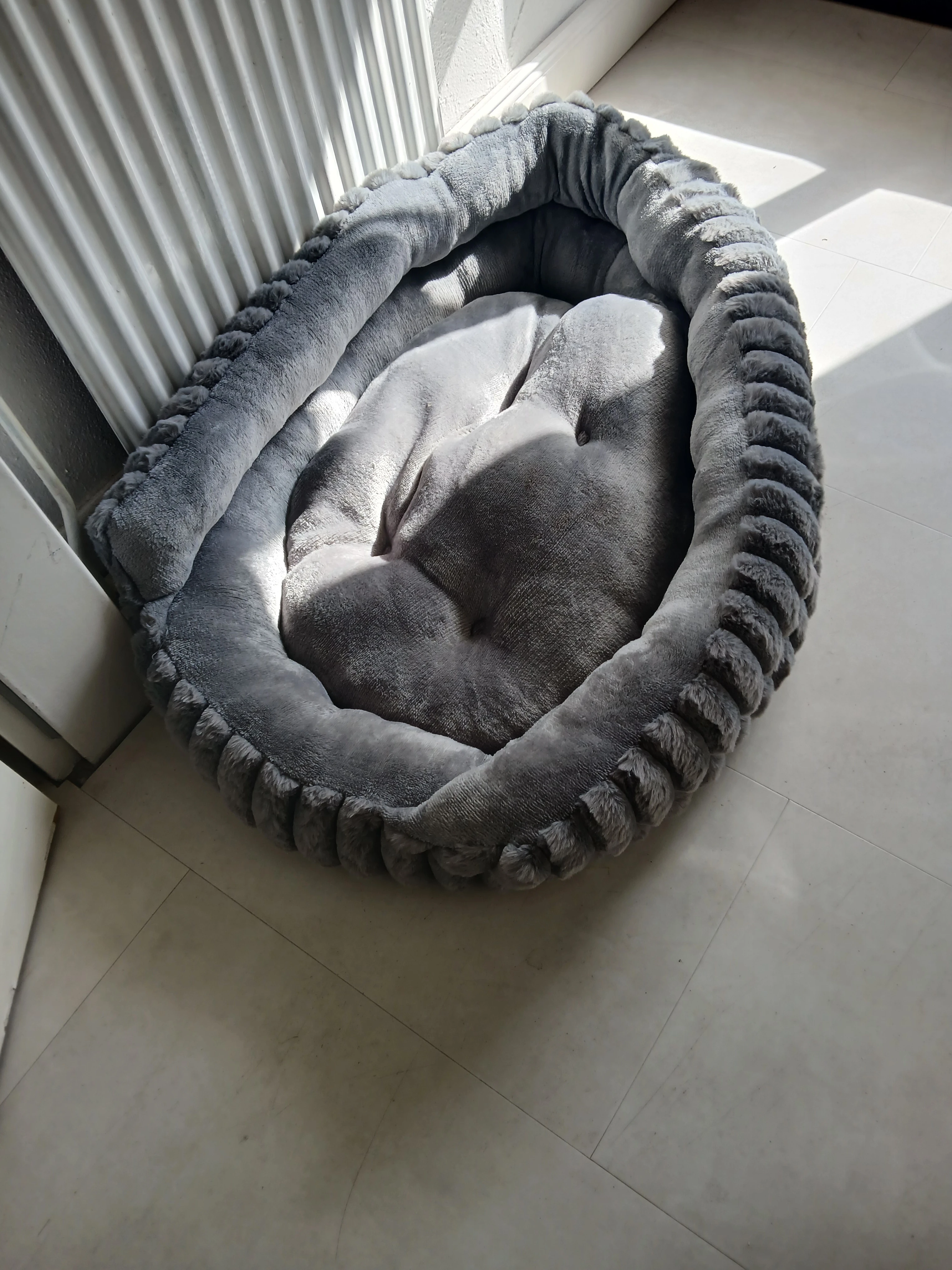 Hundekorb neu, 15 Euro 