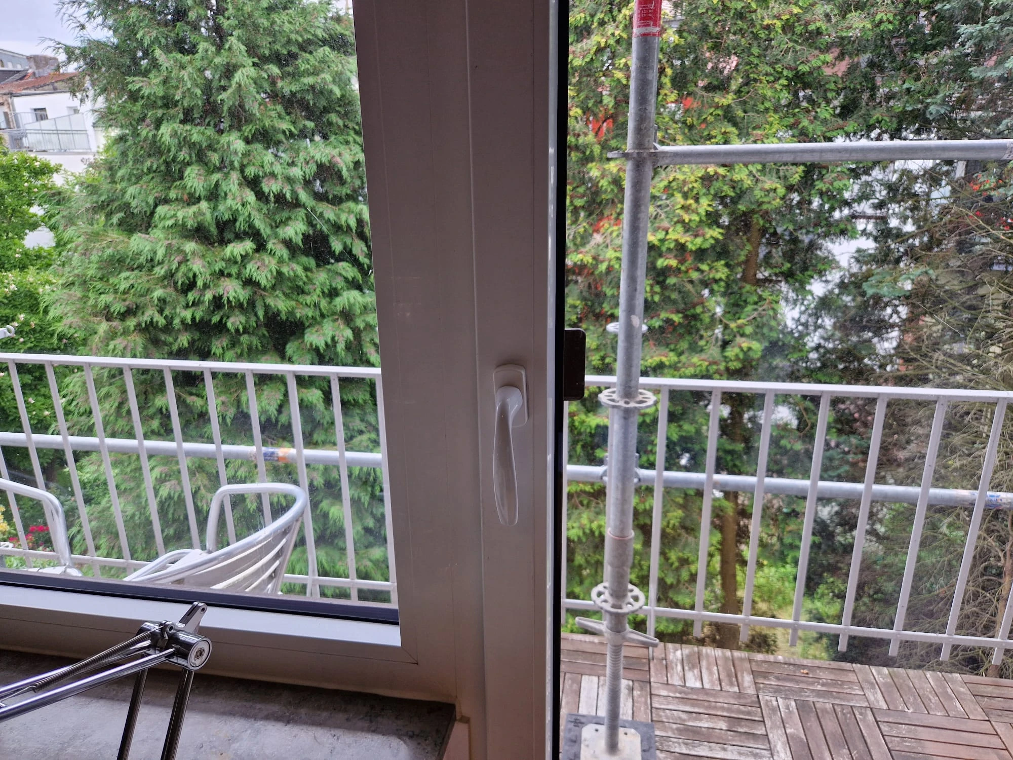 Zimmer 2, Balkonzugang