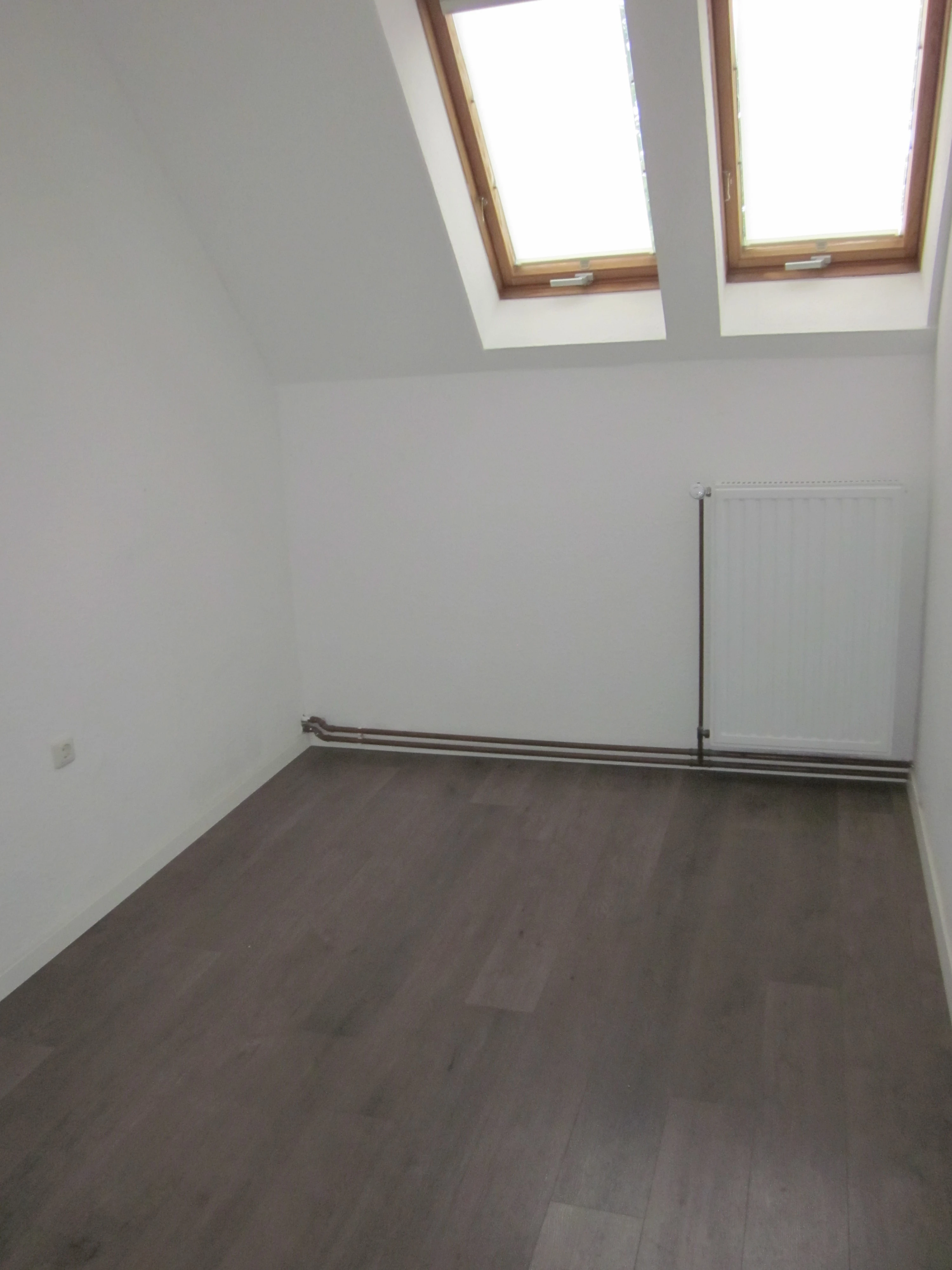 offenes Zimmer vor dem Bad oben