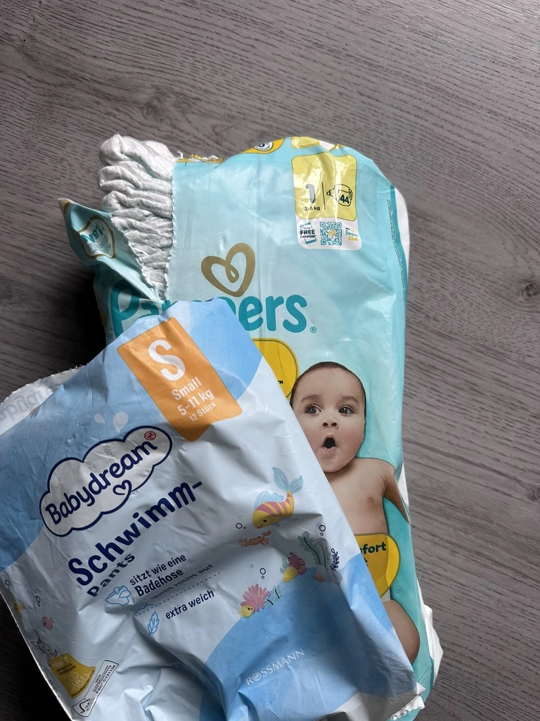 Die zwei Packungen