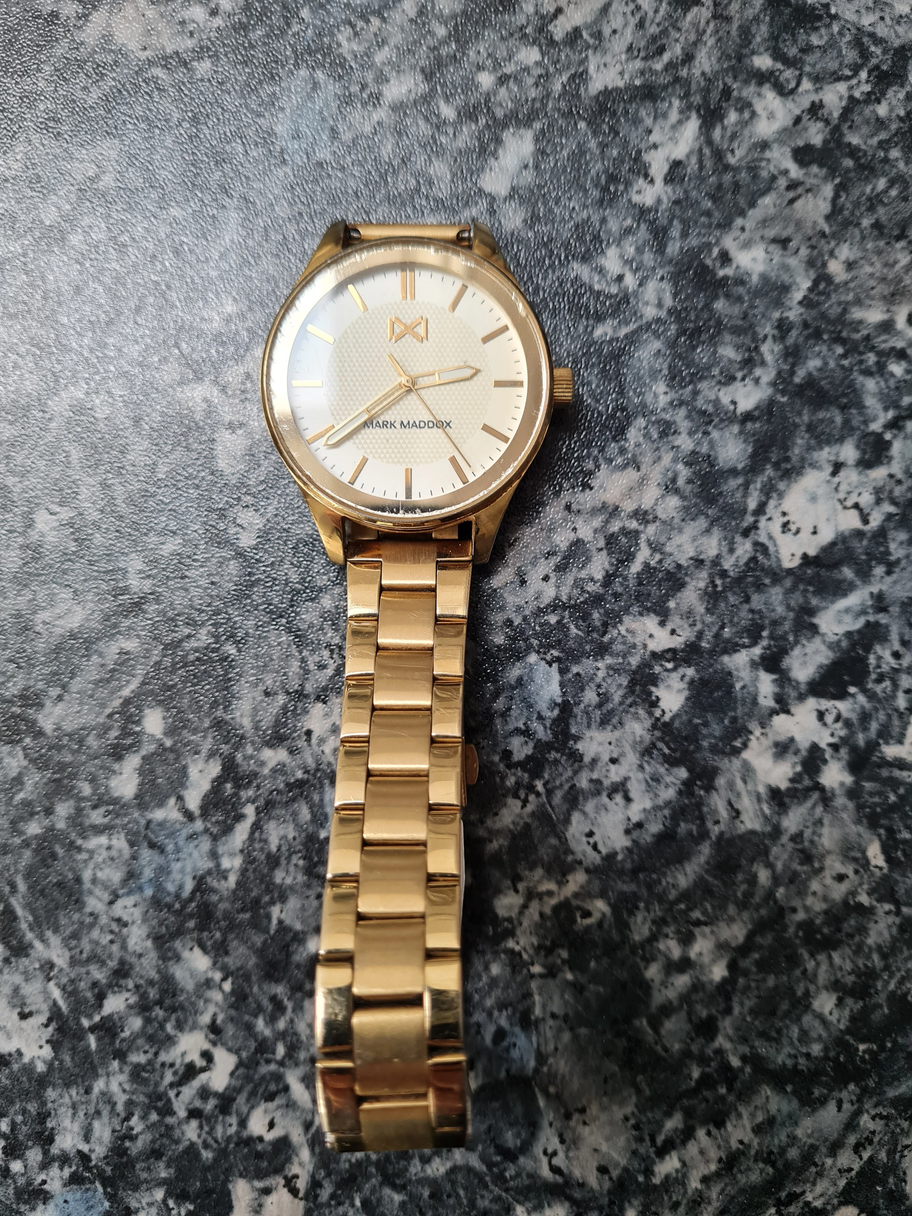 Armbanduhr