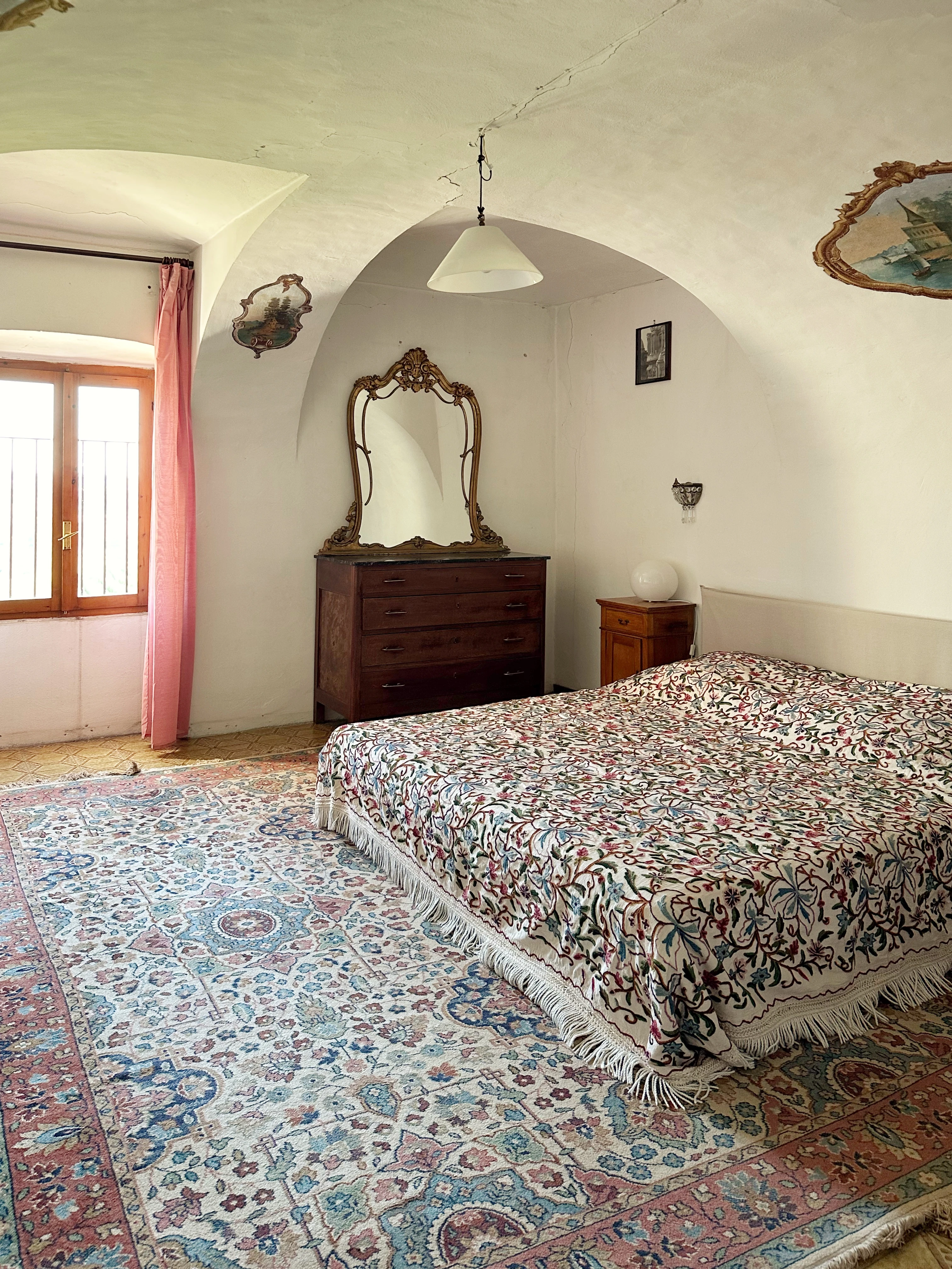 Schlafzimmer 1