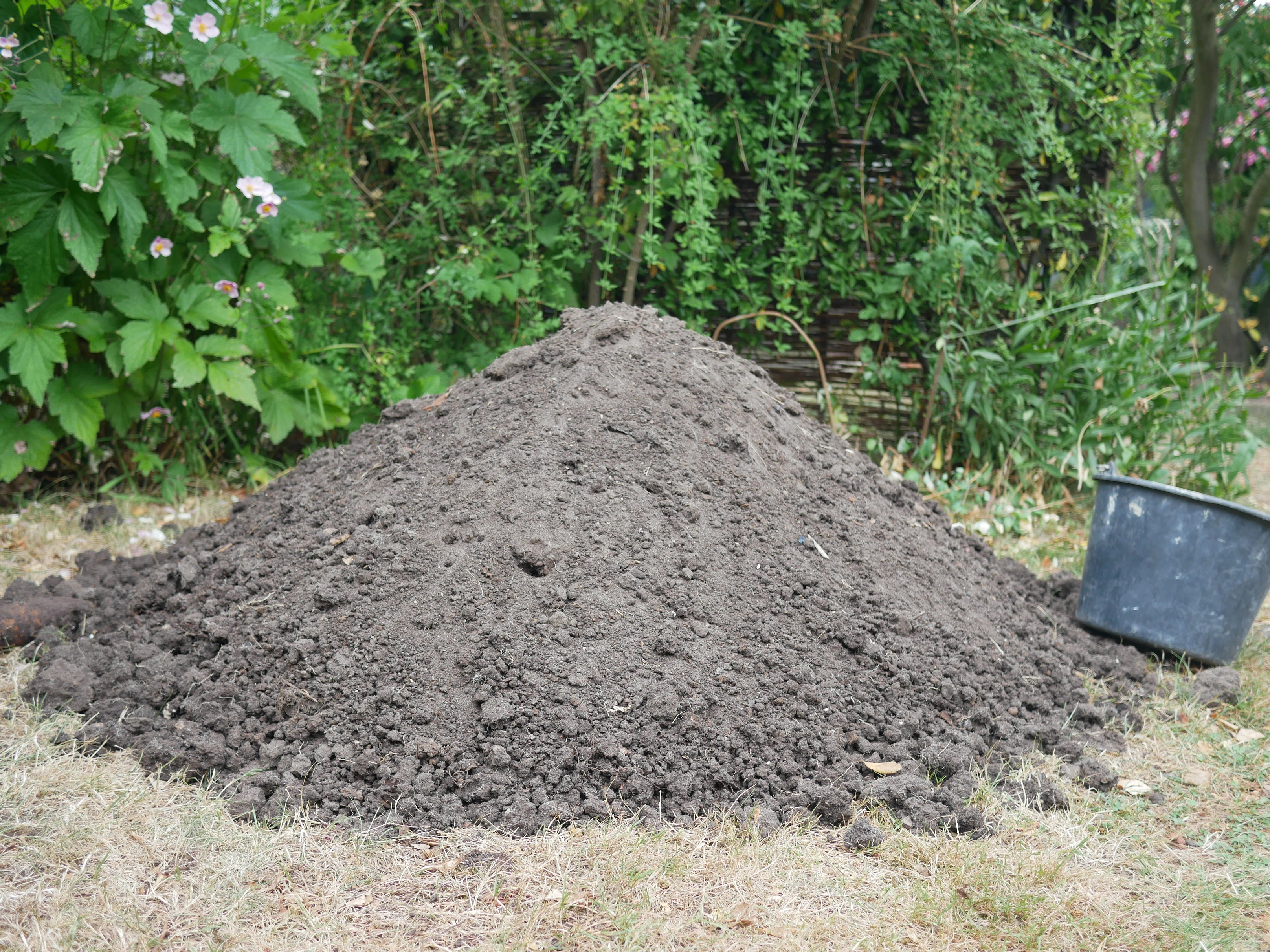 Gartenerde