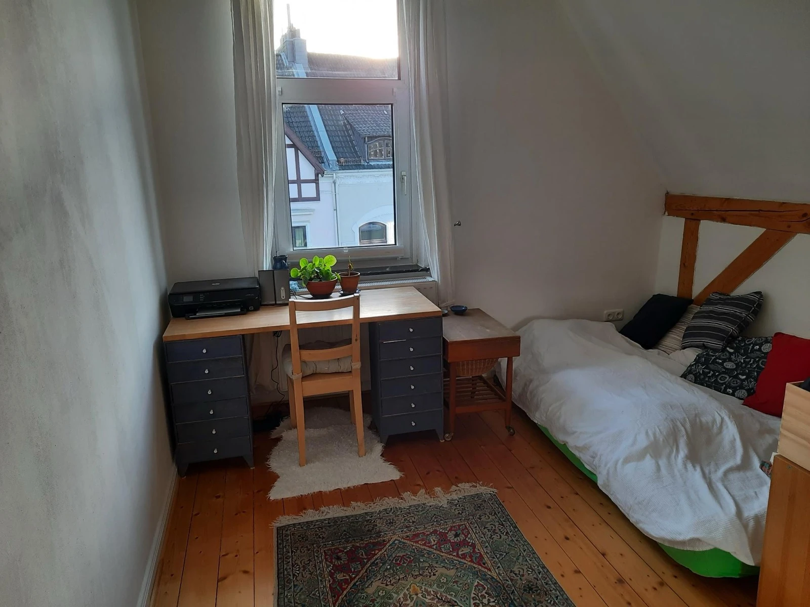 Zimmer West