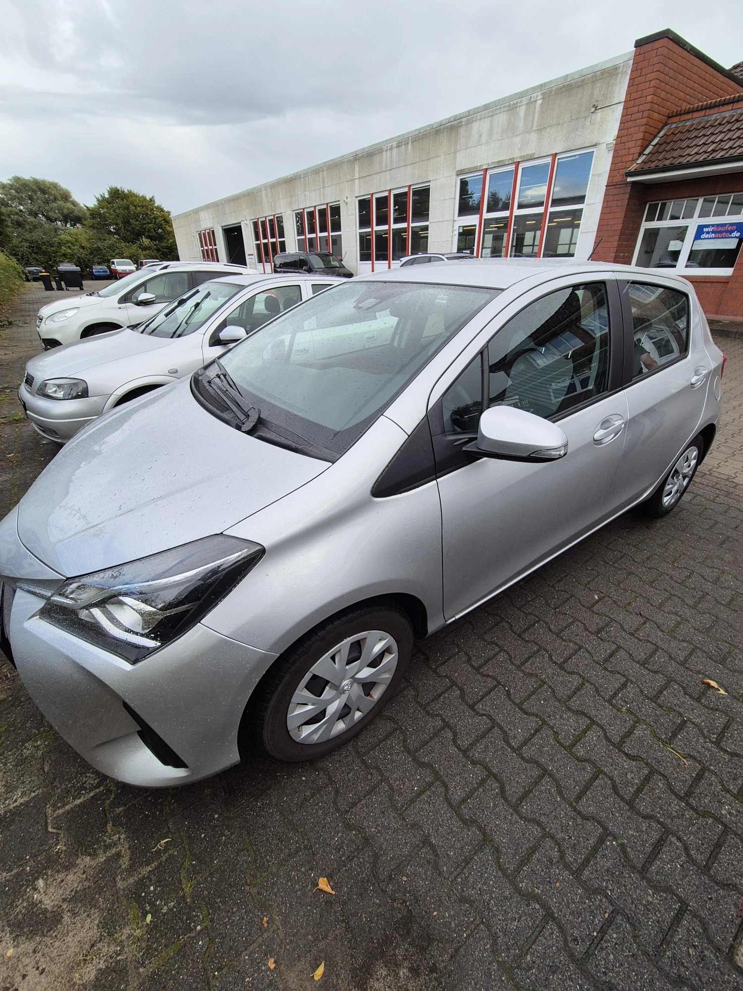 Garagenwagen - Toyota Yaris Comfort