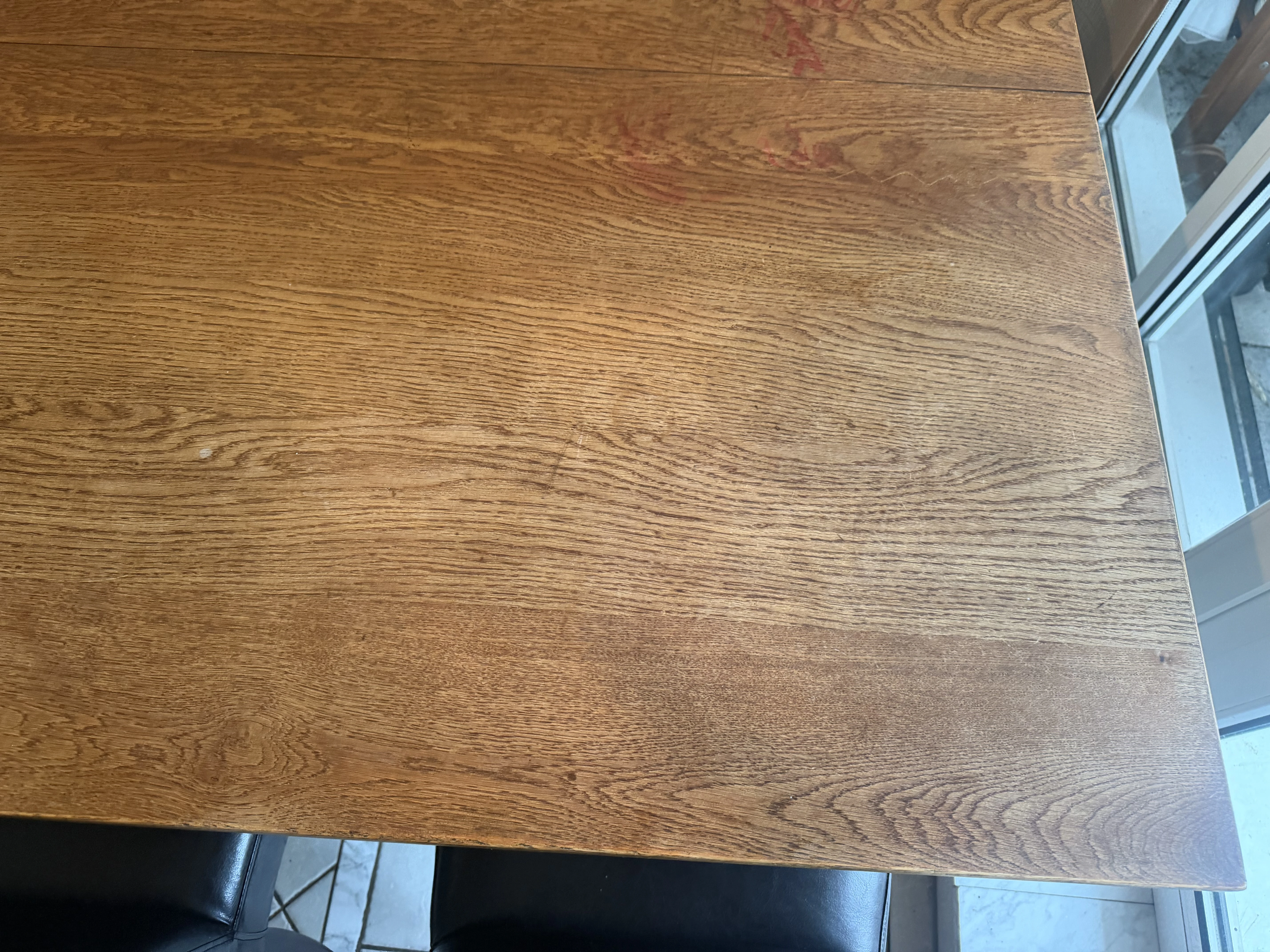 Holztisch