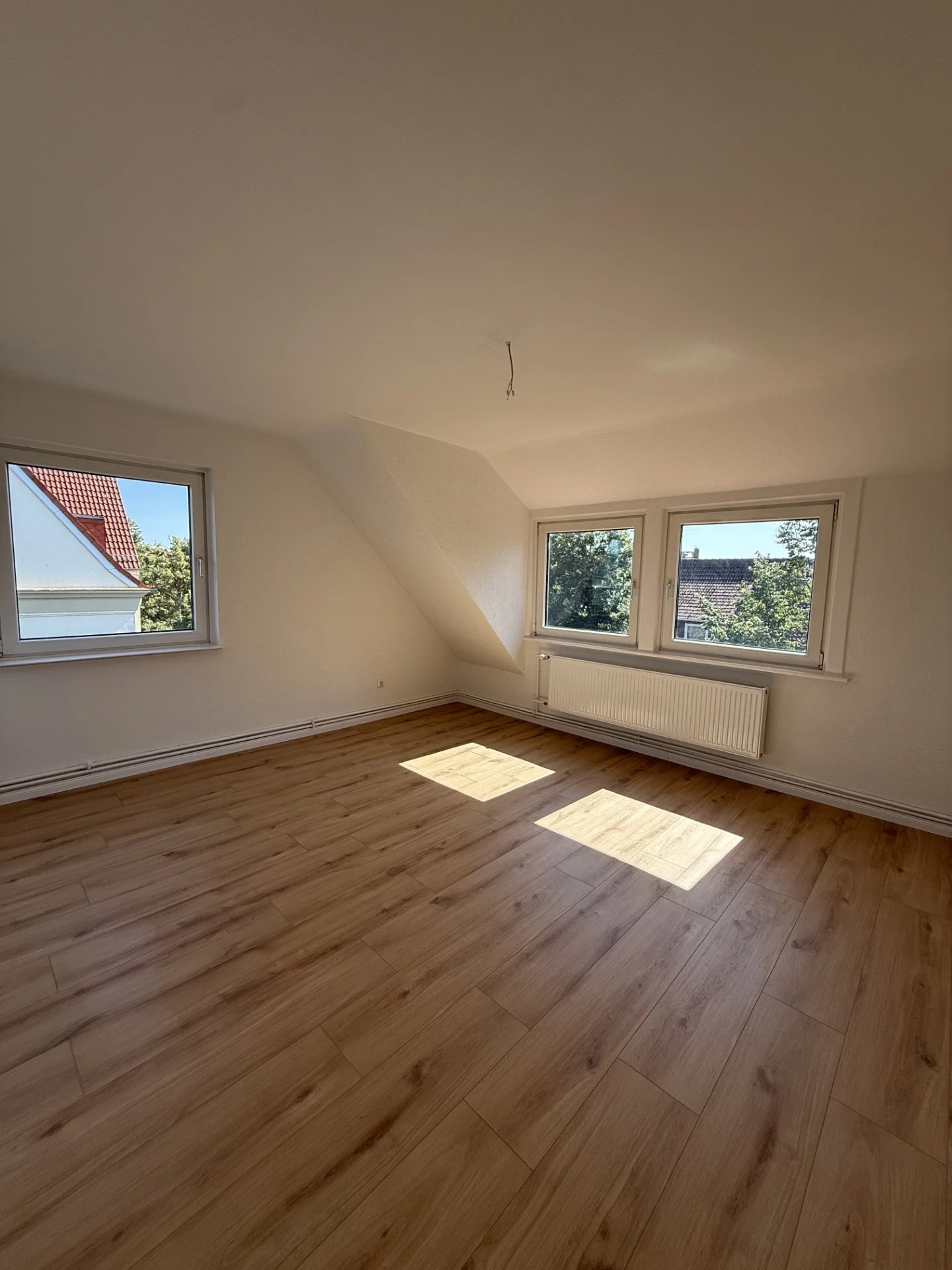 Zimmer eins