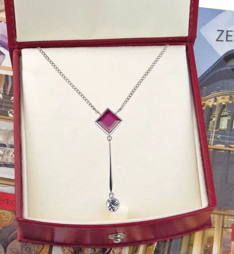 Collier