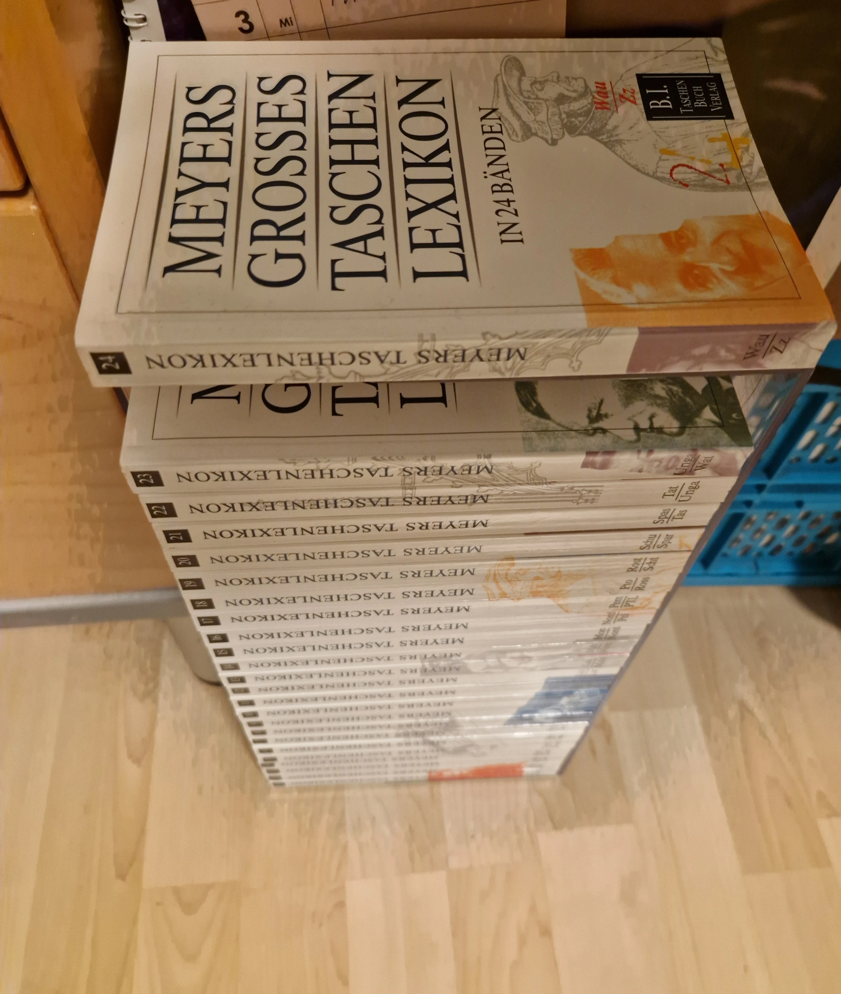 Taschenlexika 12teilig