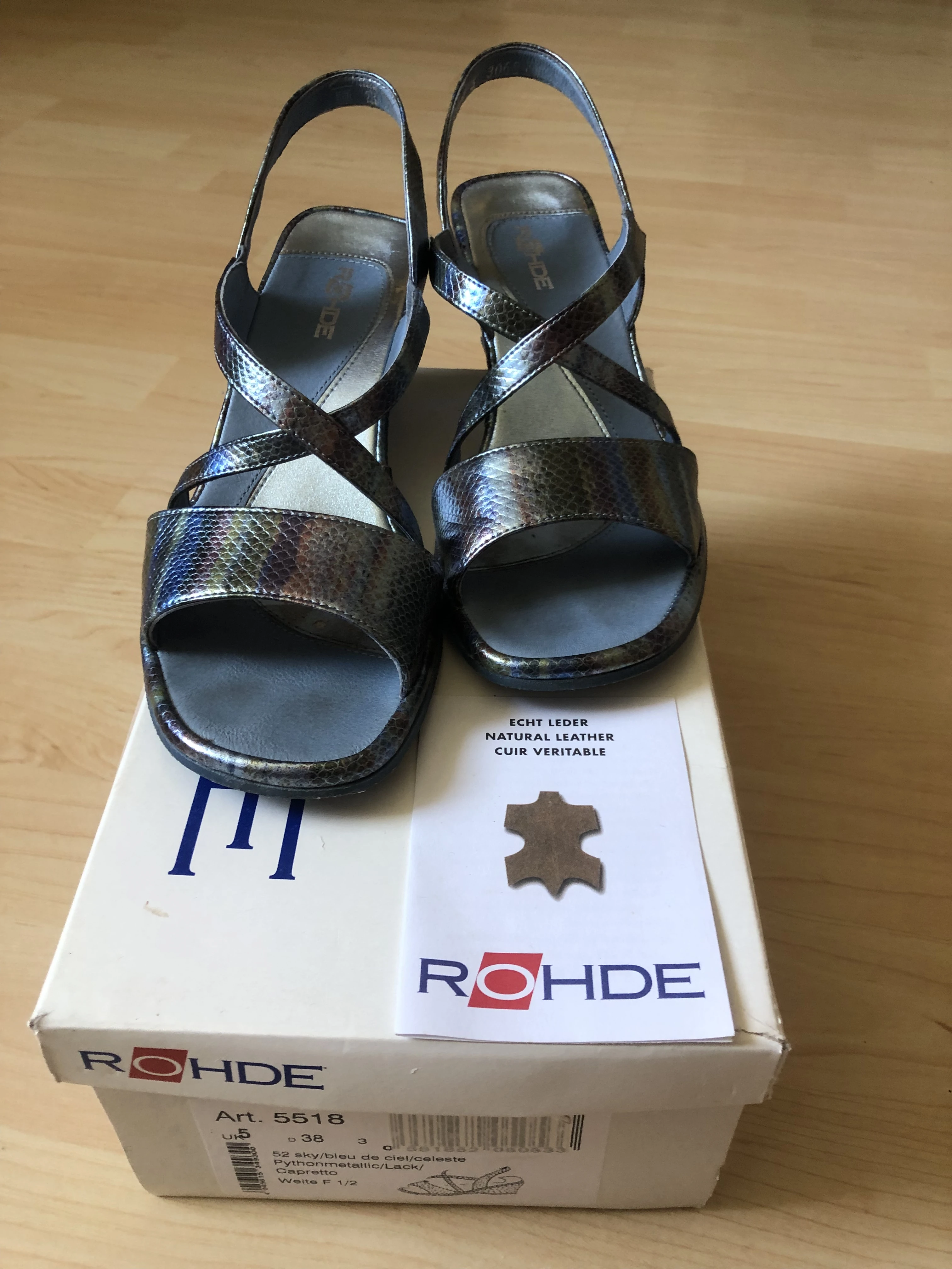 Hochwertige Damen-Schuhe Gr. 38 -neuwertig- 