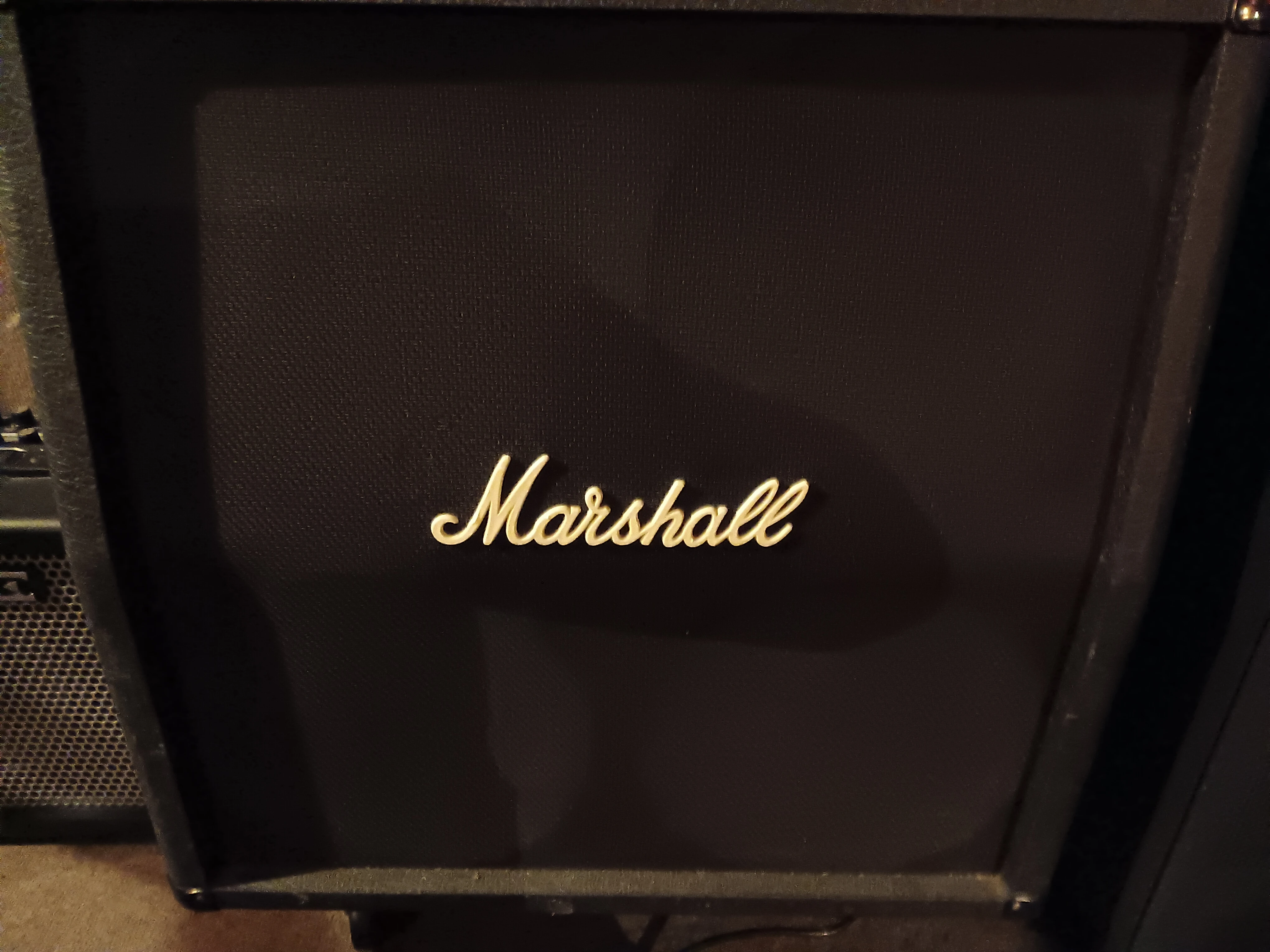 Marshall Box MX412A mit 4 x 12"