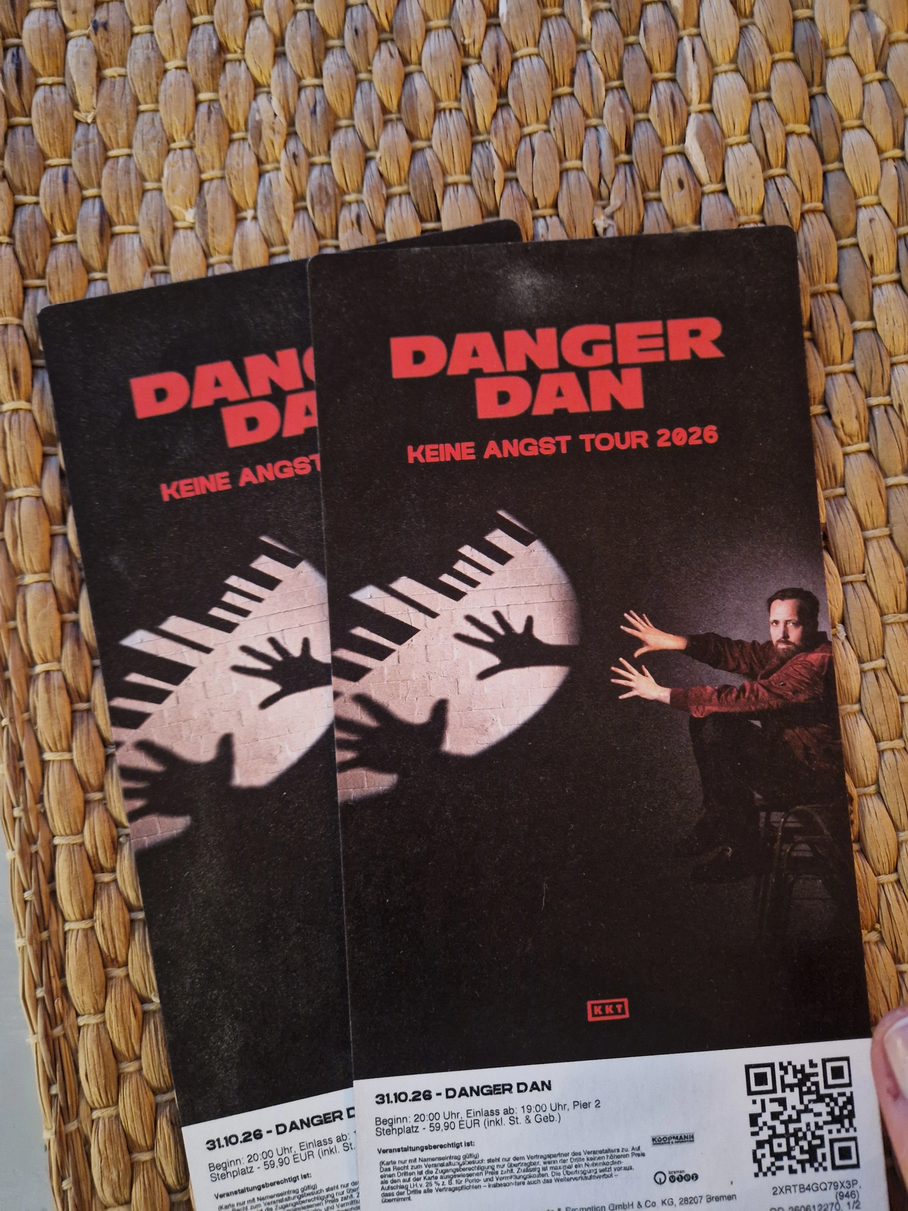 2 Karten Danger Dan