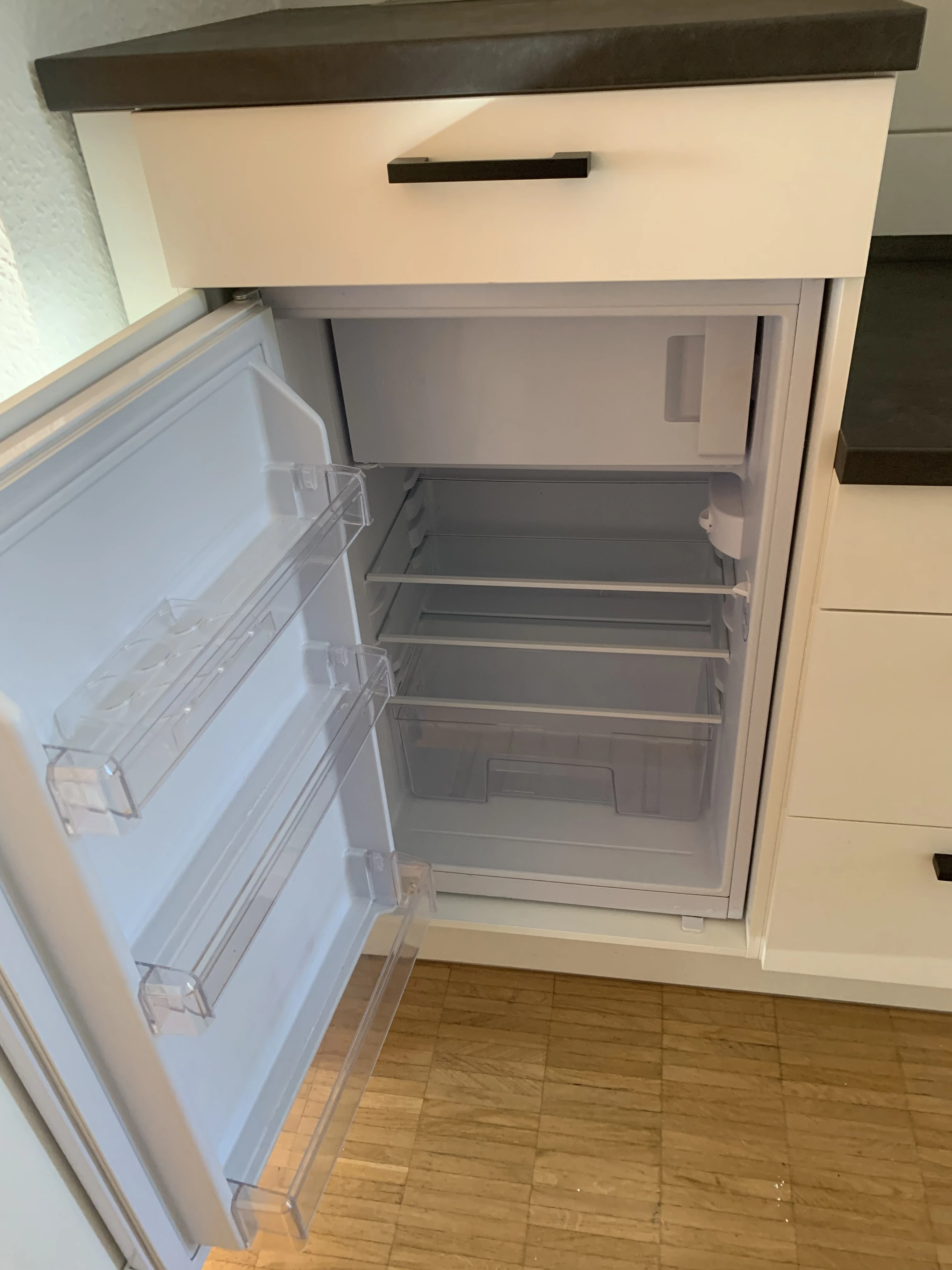 Kühlschrank voll funktionsfähig 