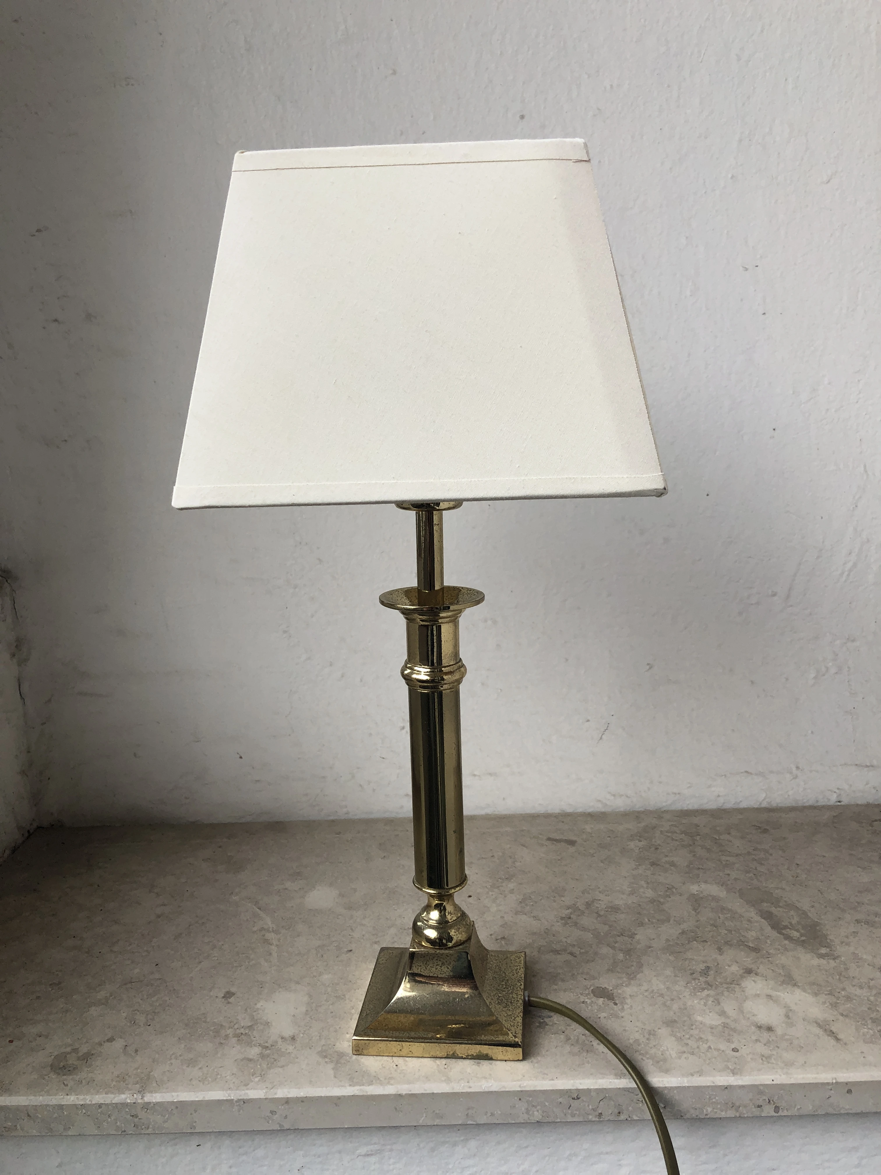 Messingstehlampe