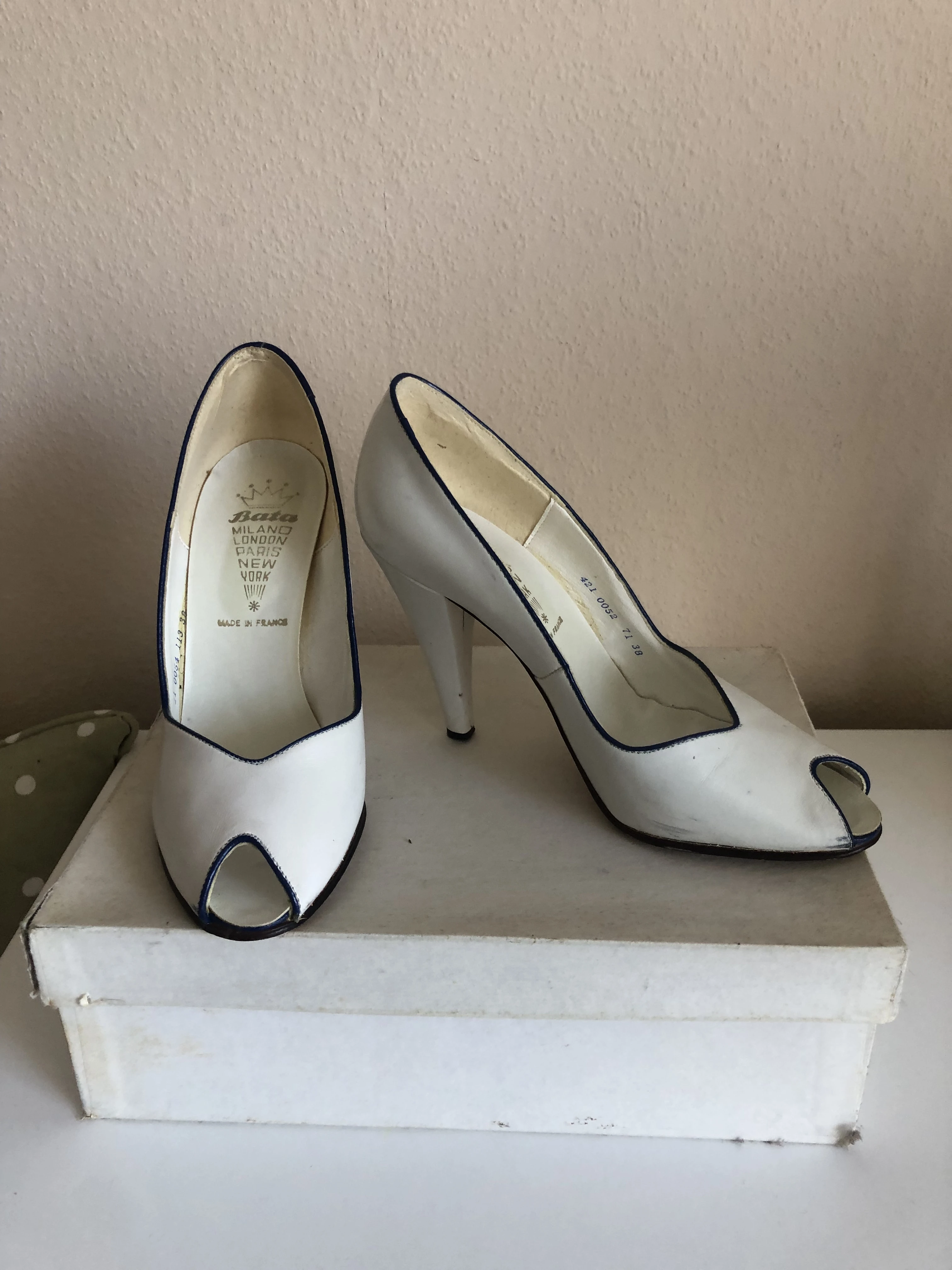 Hochwertige Bata Brautschuhe Gr. 38