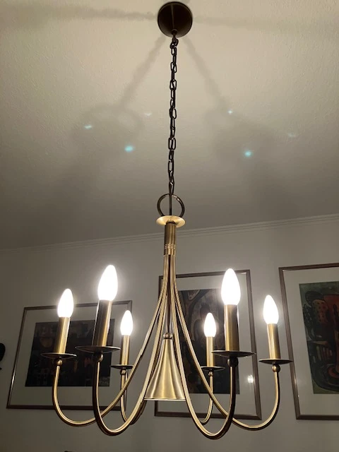 Goldene Hängelampe